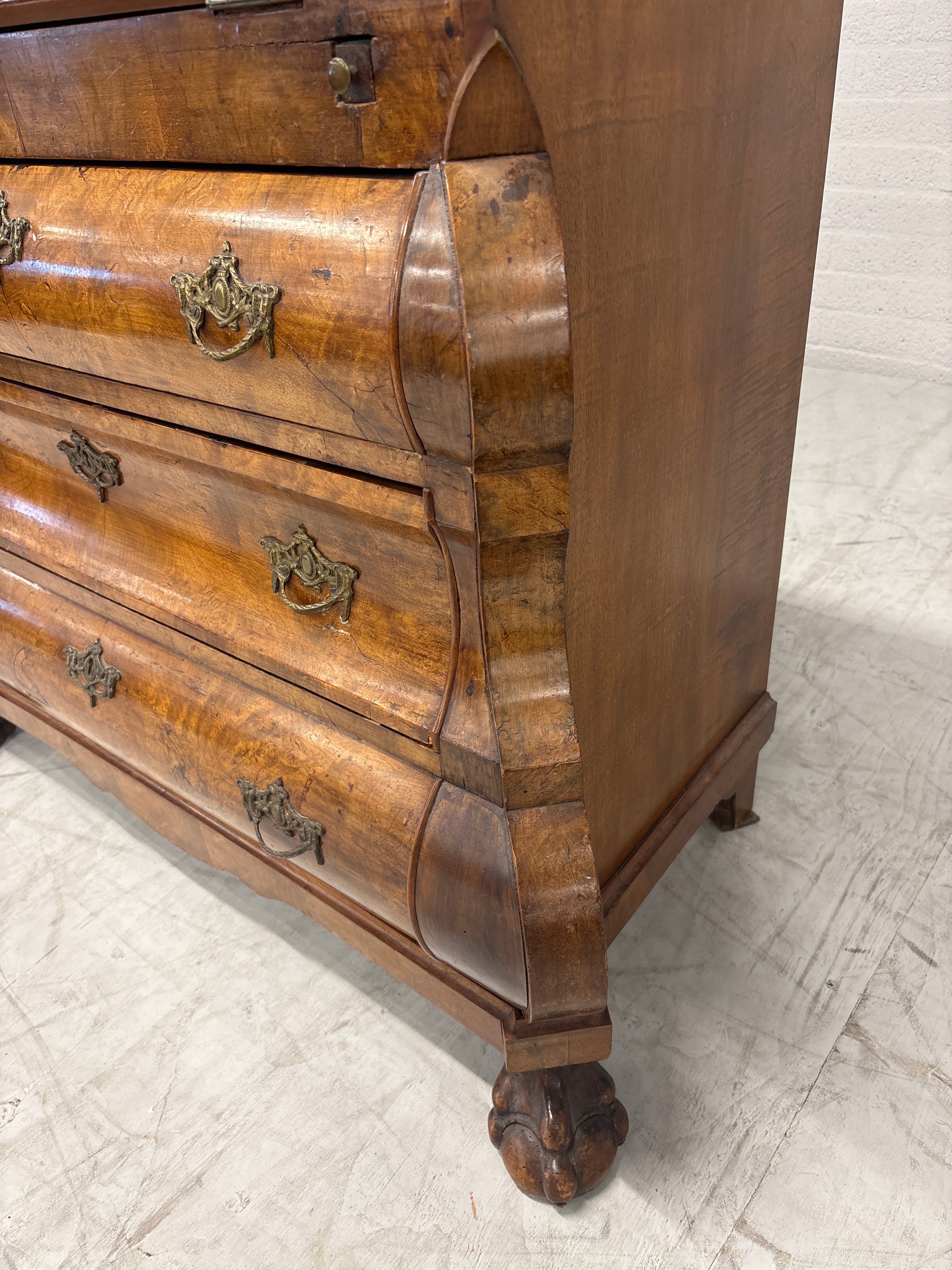 Antieke Nederlandse secretaire barok stijl uit ca 1780