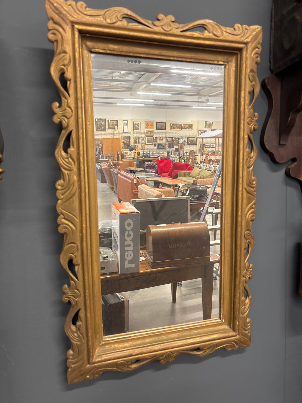 Brocante goudkleurige spiegel