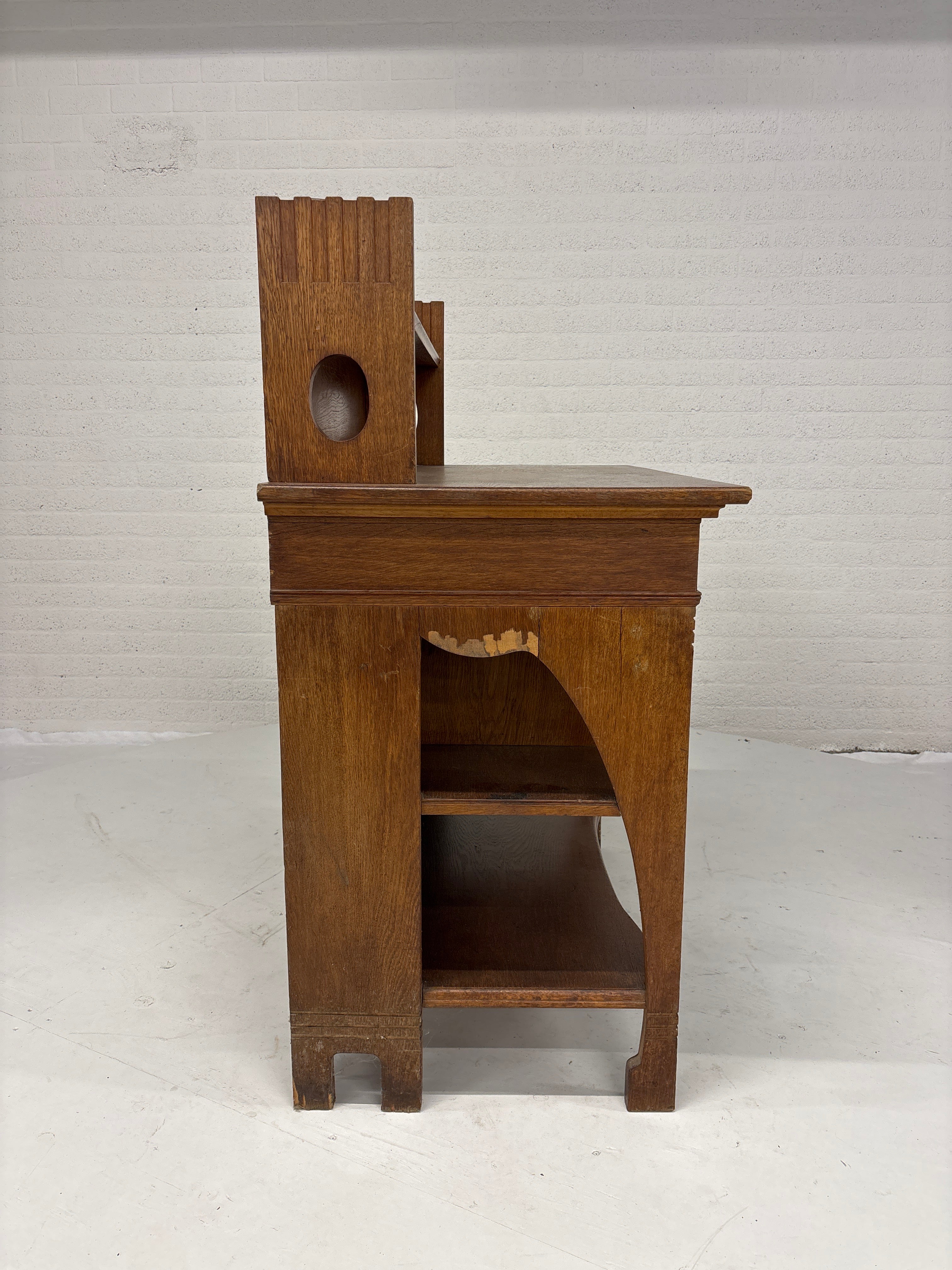 Antieke kast /commode