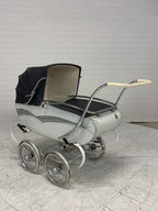 Antieke kinderwagen