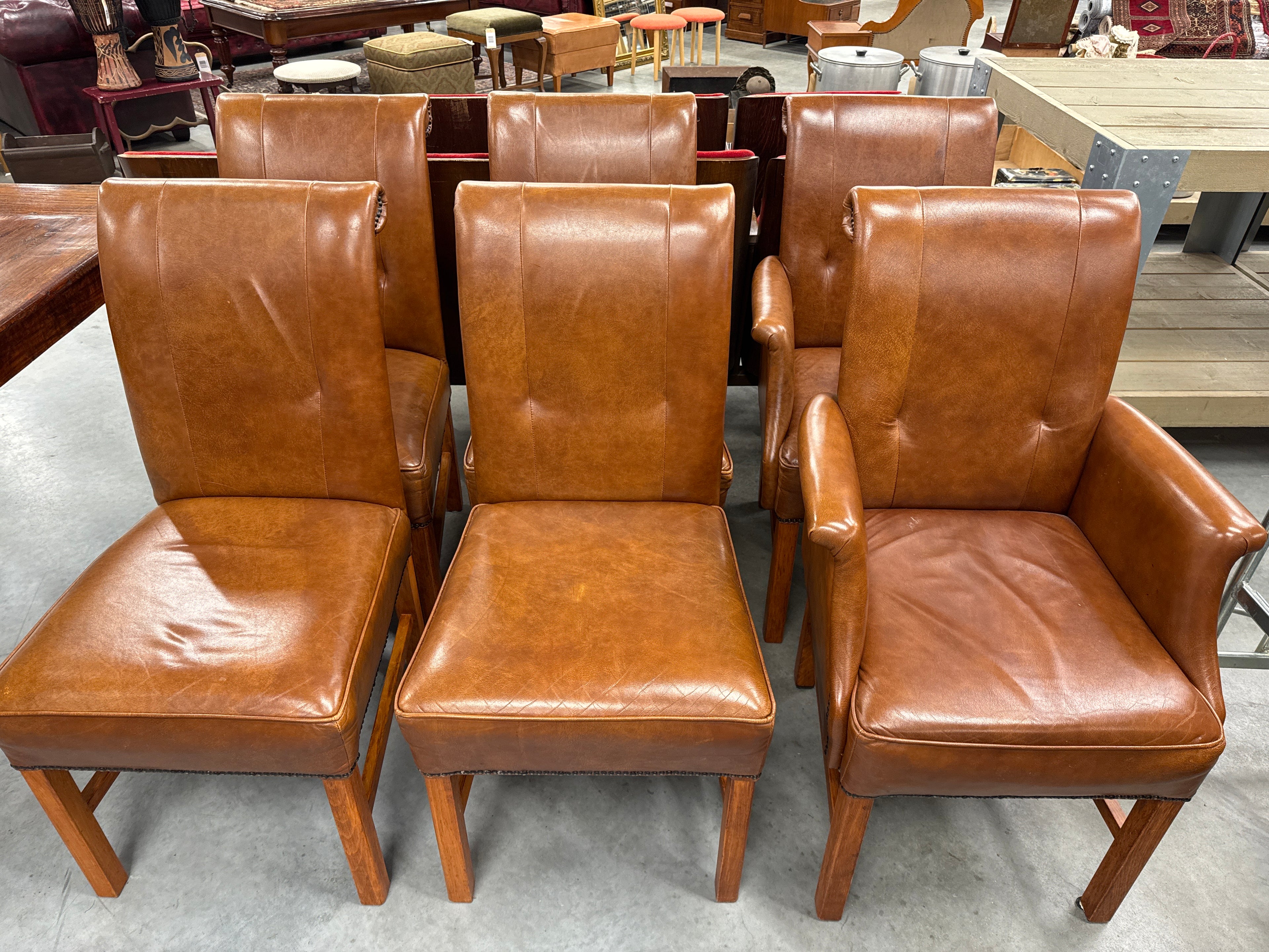 Set van 6 eetkamer stoelen leer