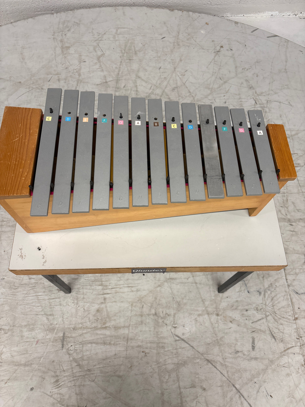 Instrument alt diatonische metallofoon