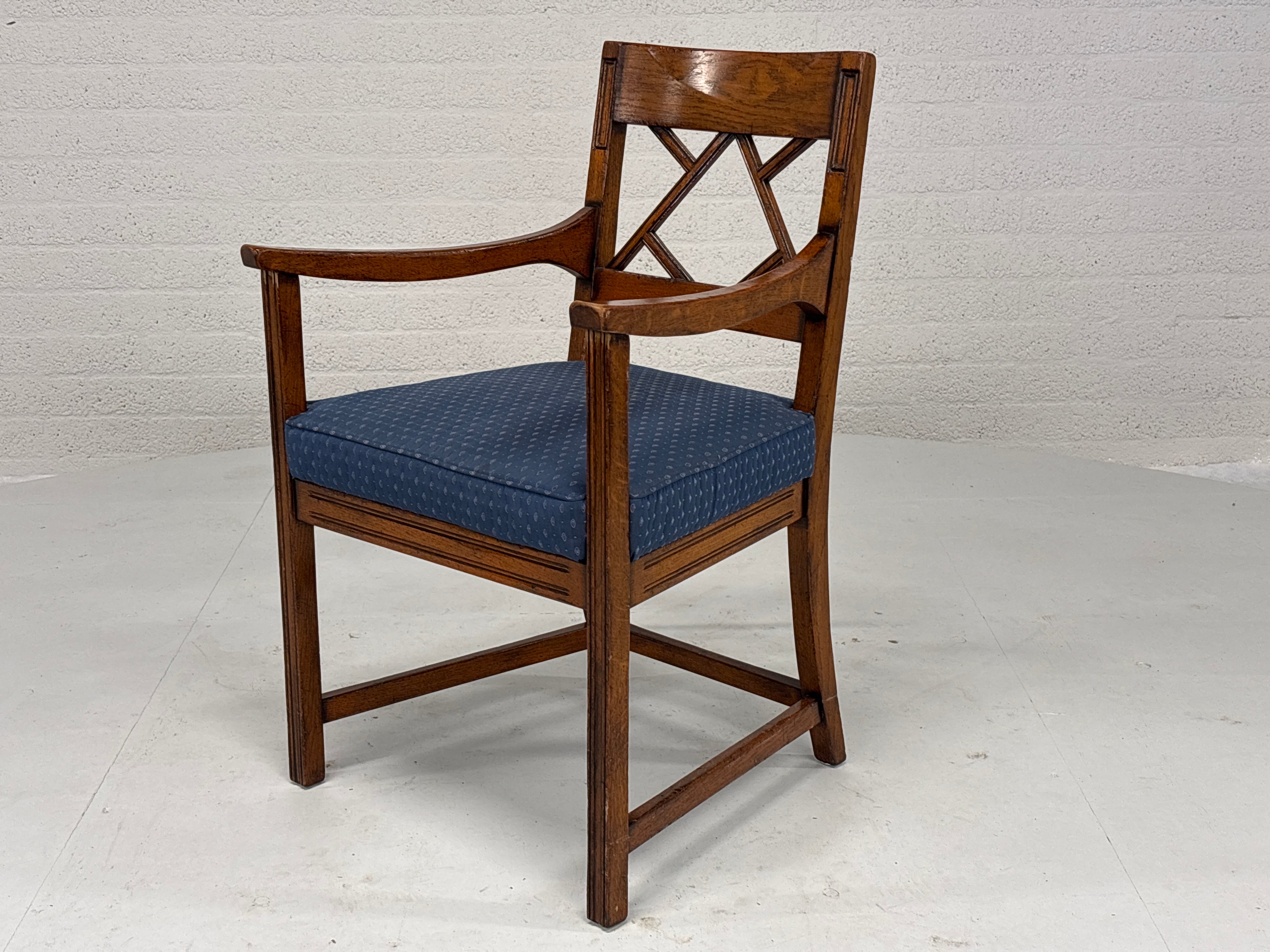 Tafel en stoelen Royal Antique Collection