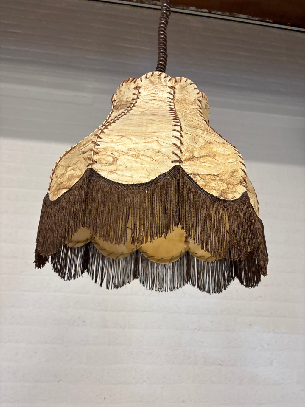 Retro hanglamp met trekveer