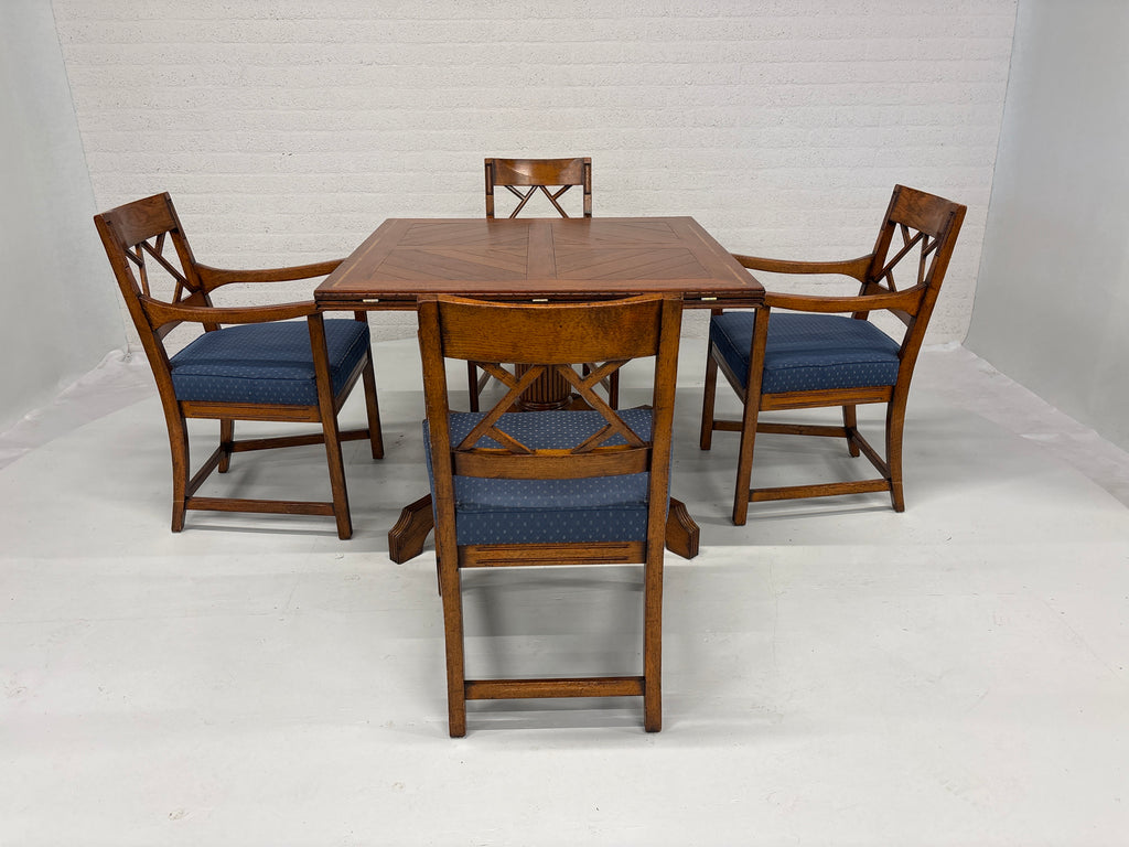 Tafel en stoelen Royal Antique Collection