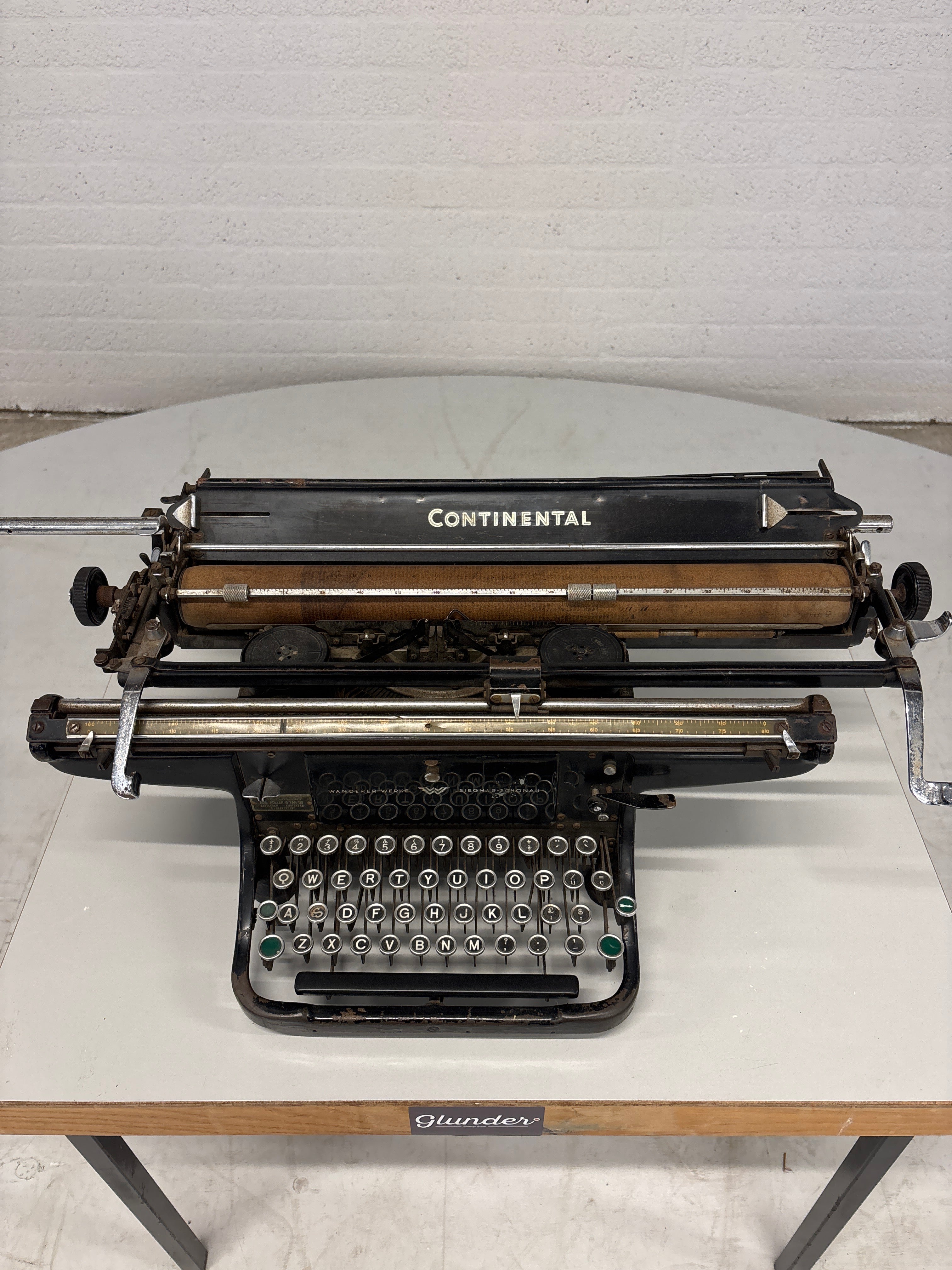 Continental schrijfmachine.