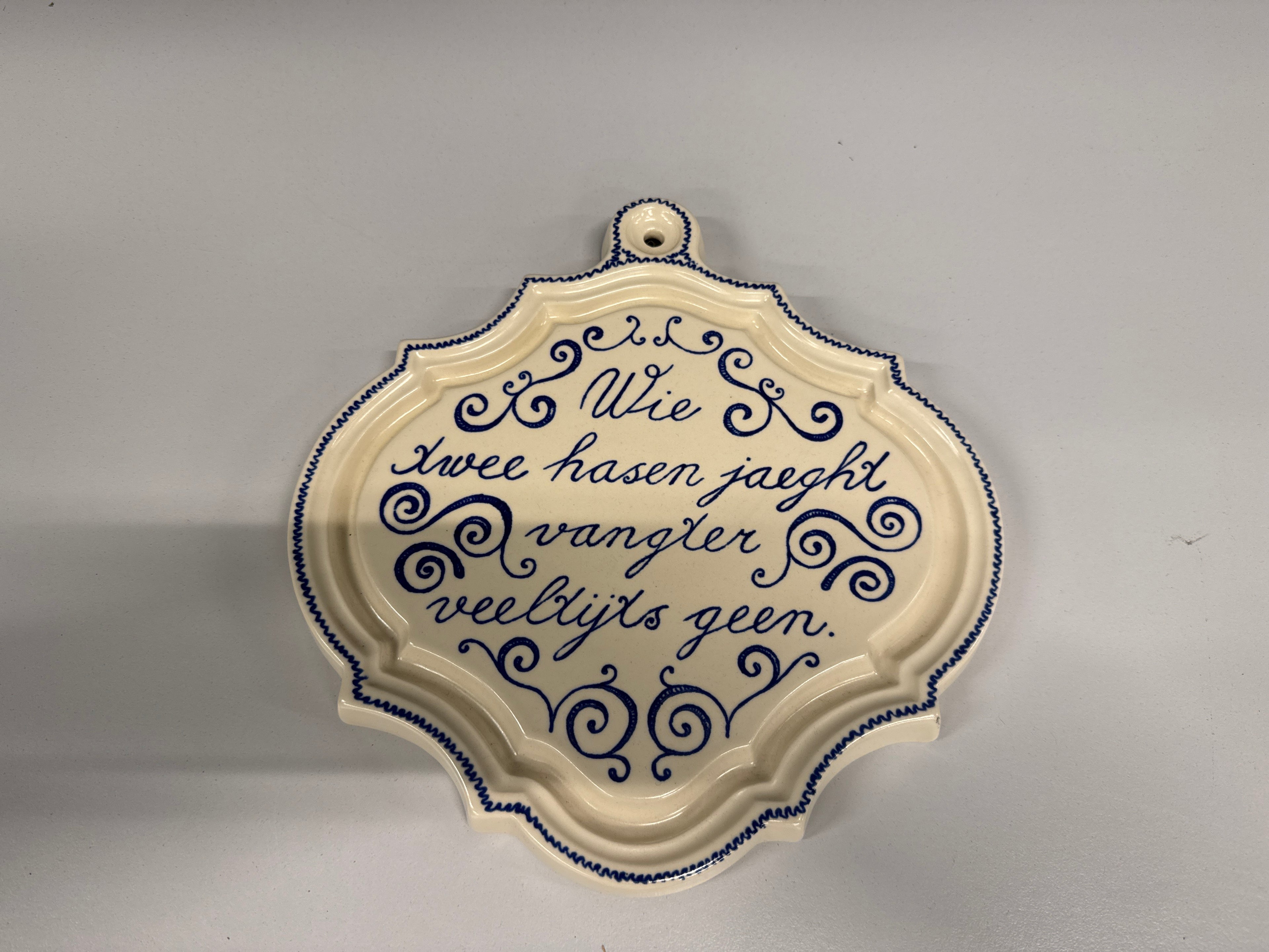Spreekwoord medaillon porselein