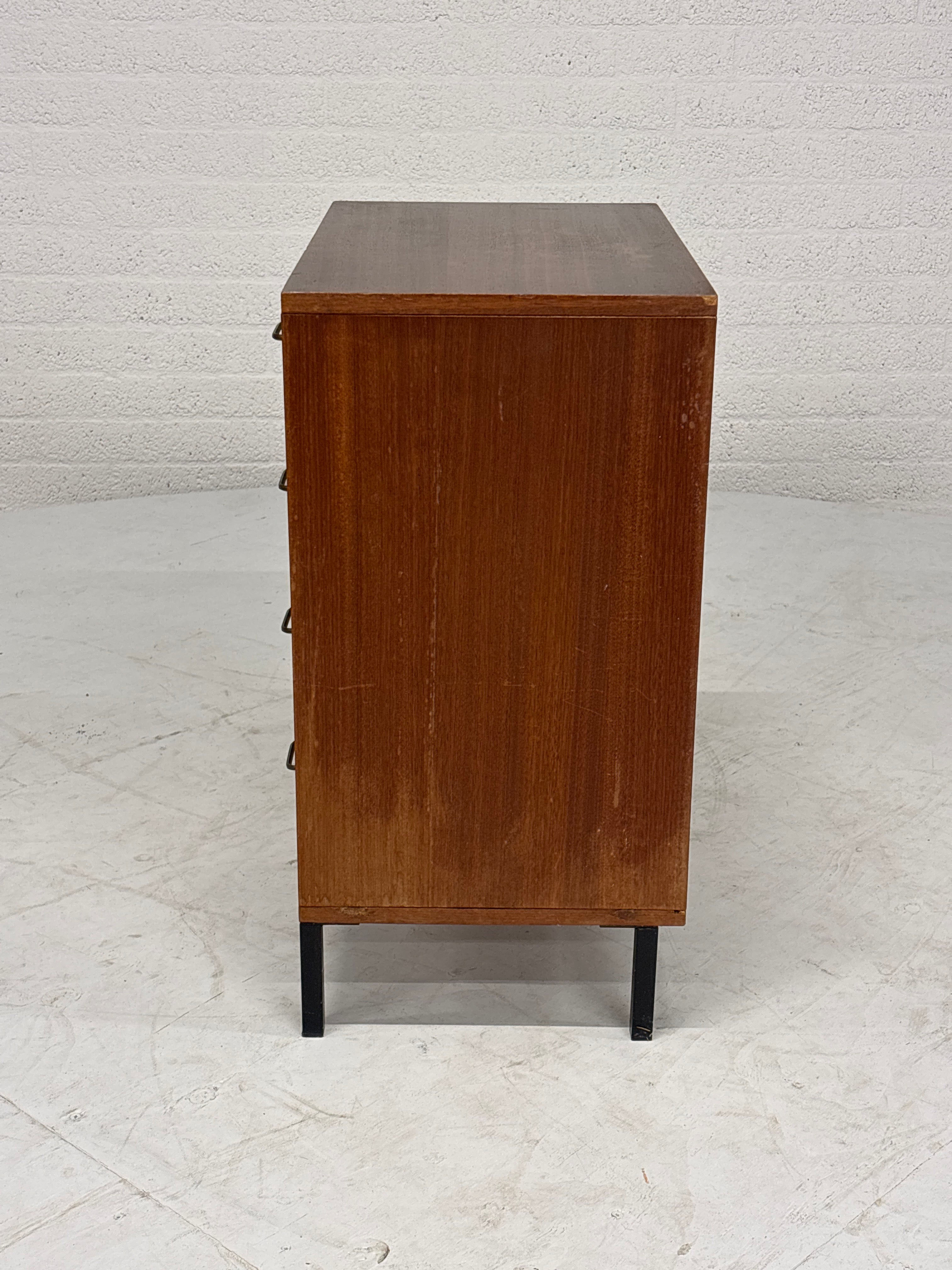 Vintage kastje 4 laden, smal