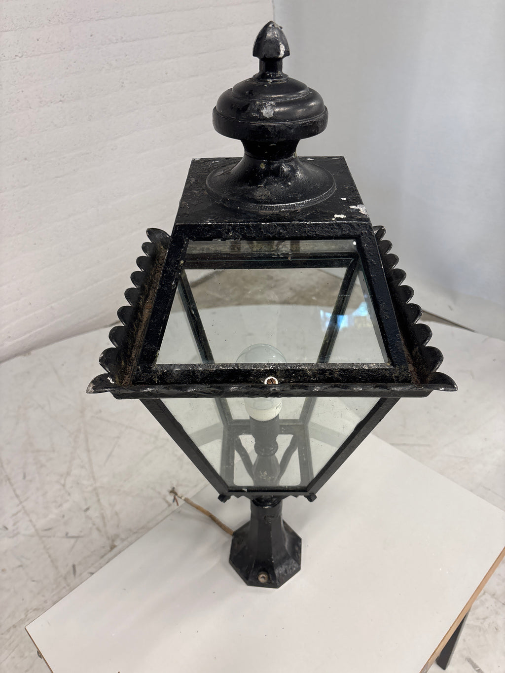 Metalen buitenlamp