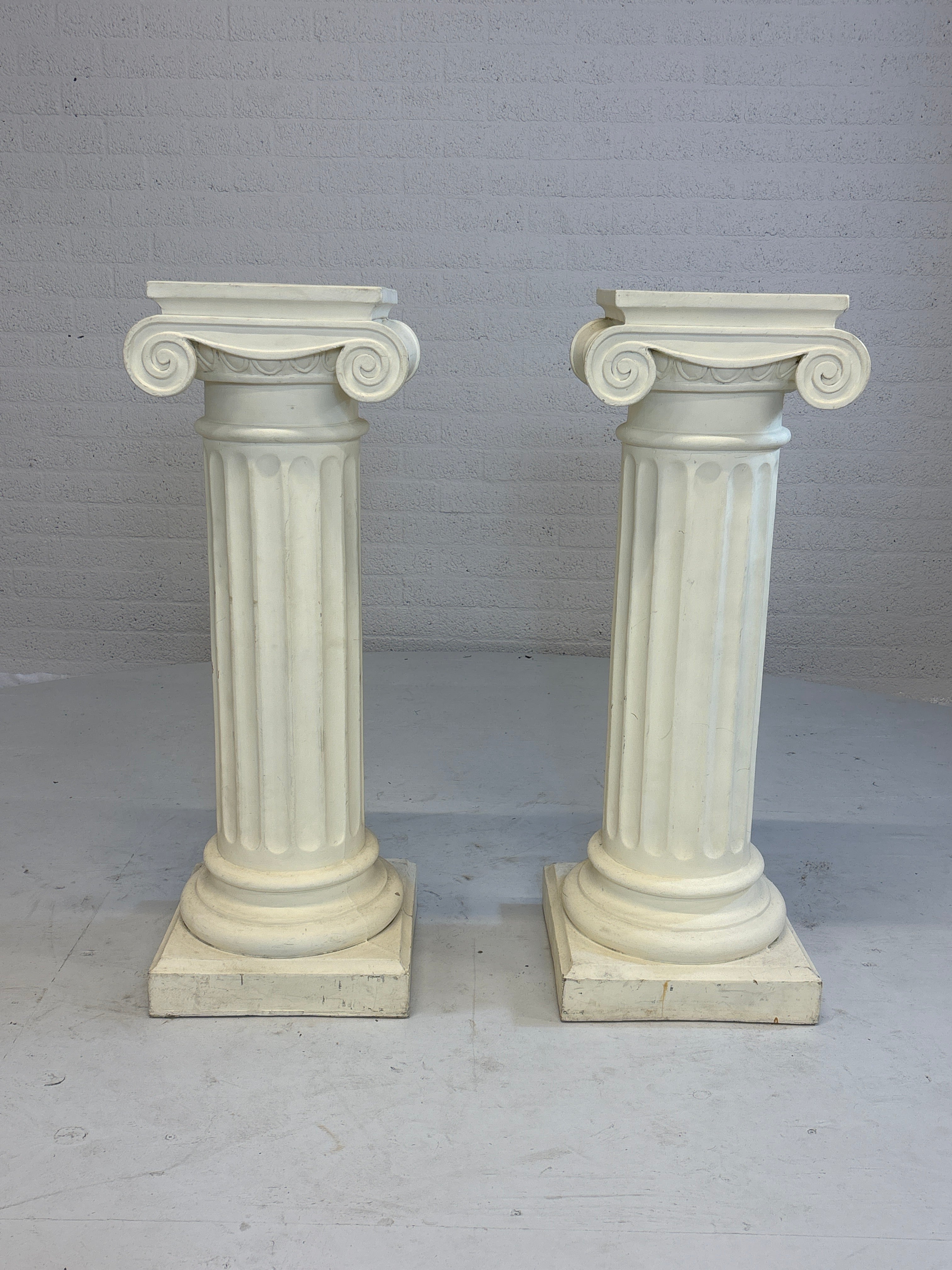 2 Griekse pilaren