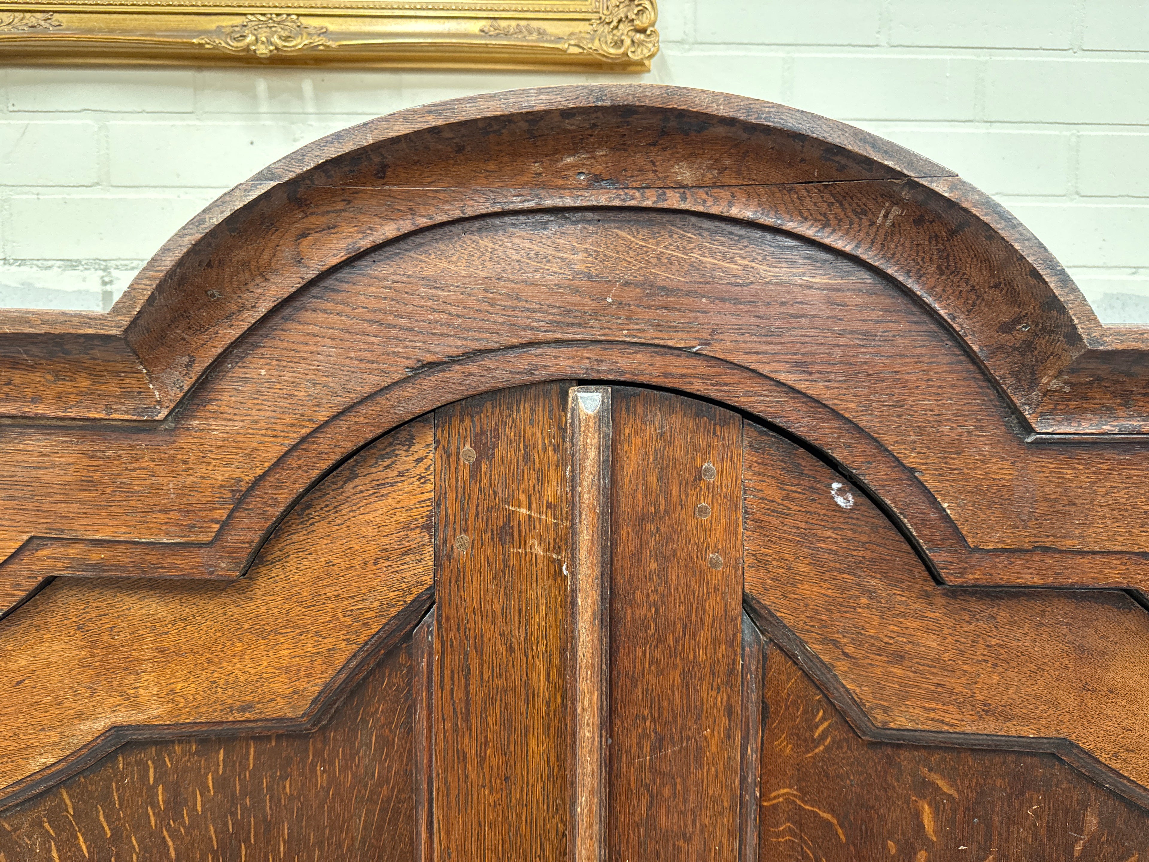 Antieke linnenkast eiken kabinet Limburgs