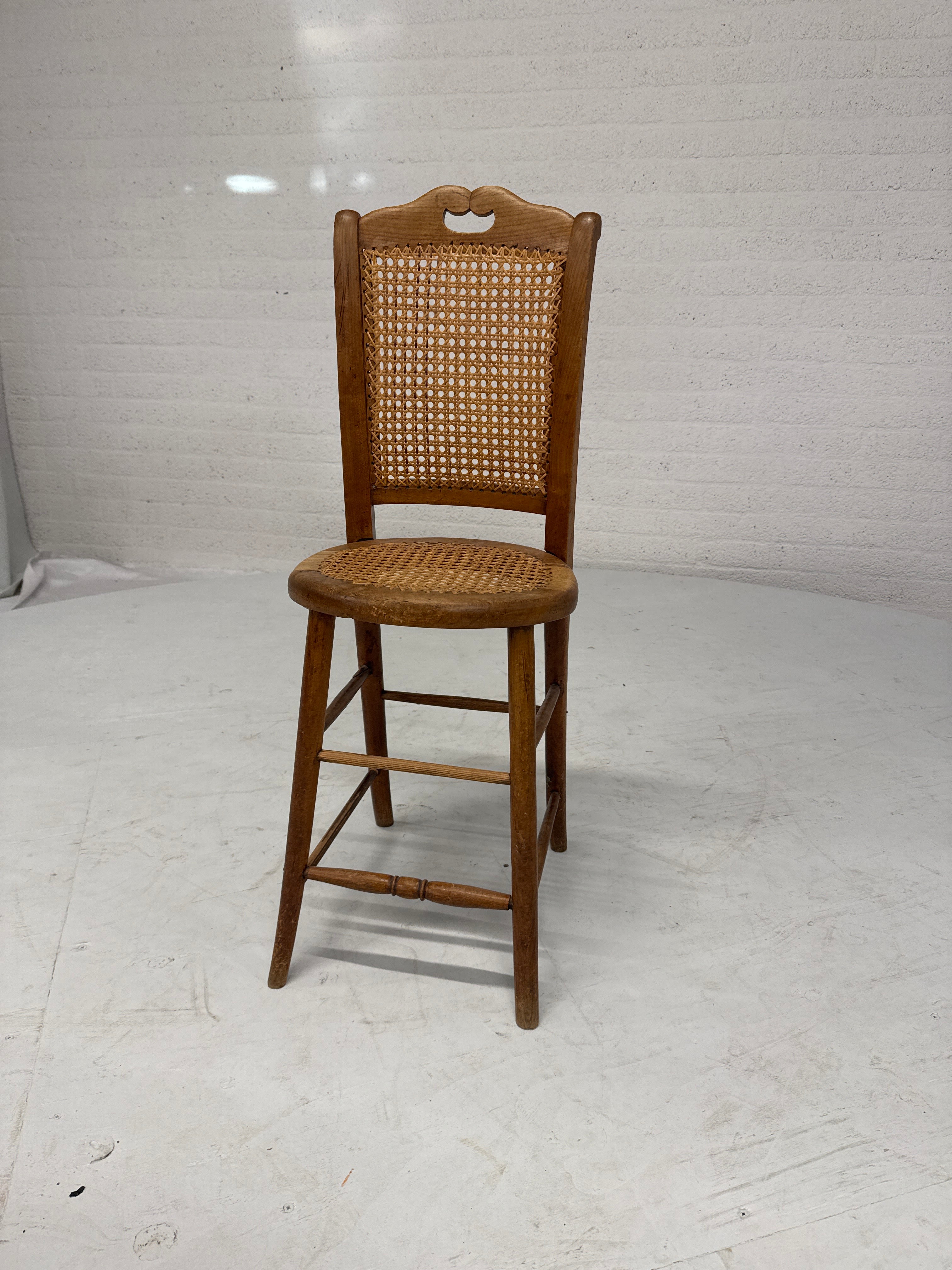 Kinderstoel met webbing