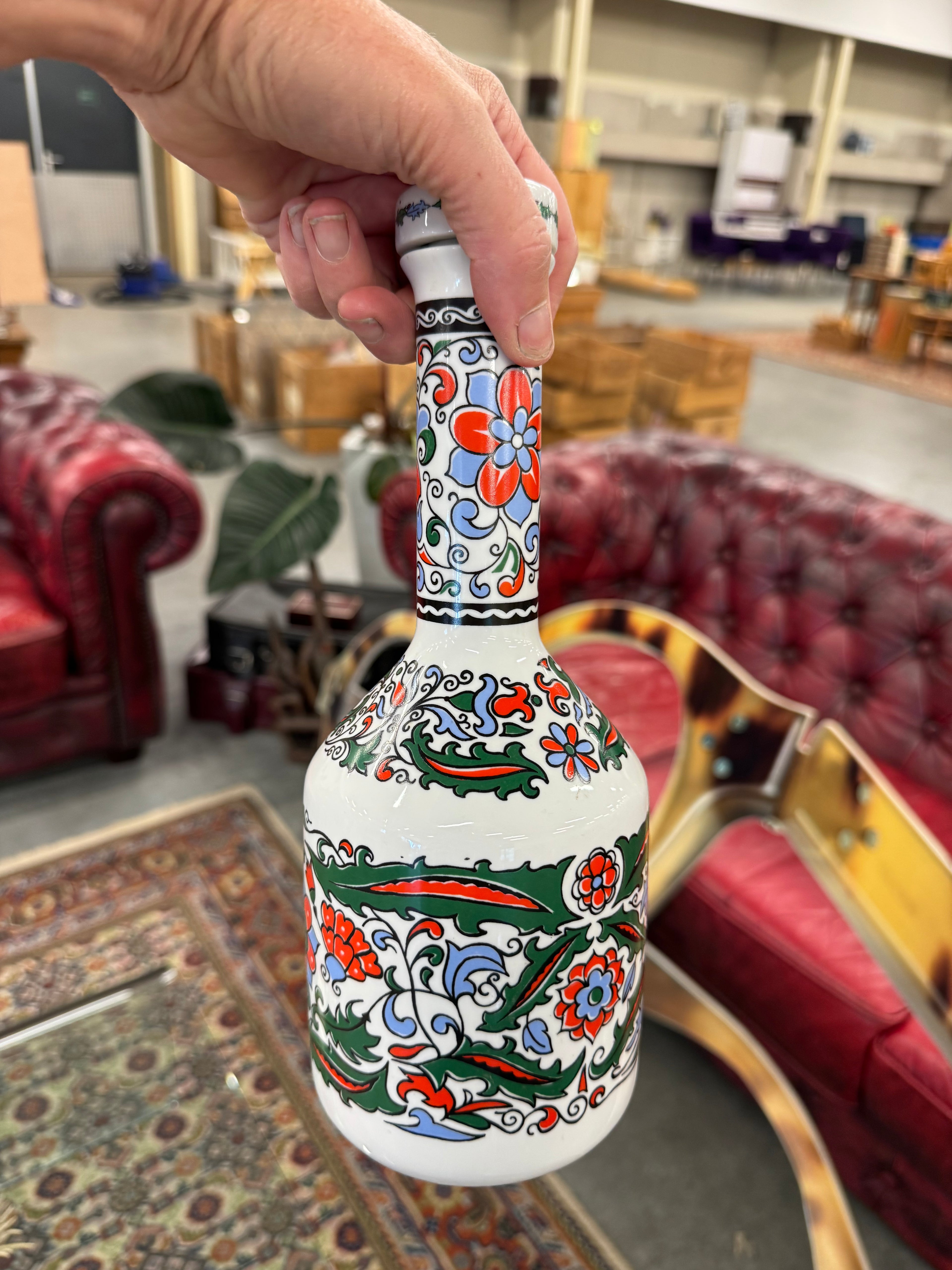 Handgemaakte vaas voor wijn of likeur