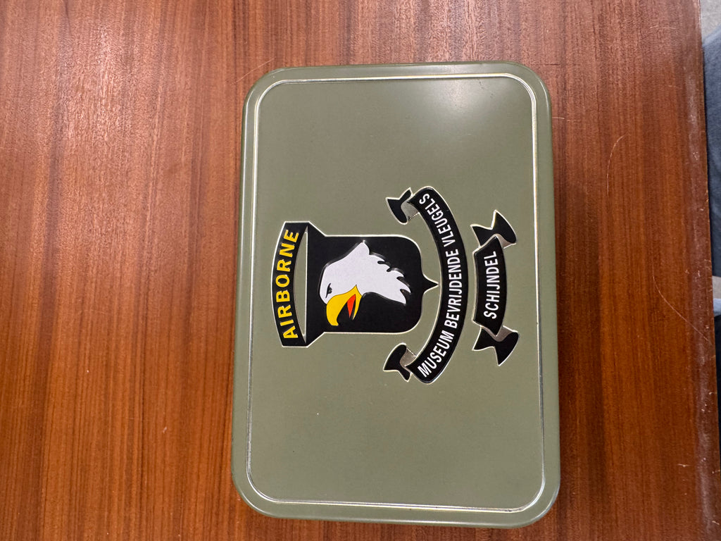 Doosje naaispullen Airborne