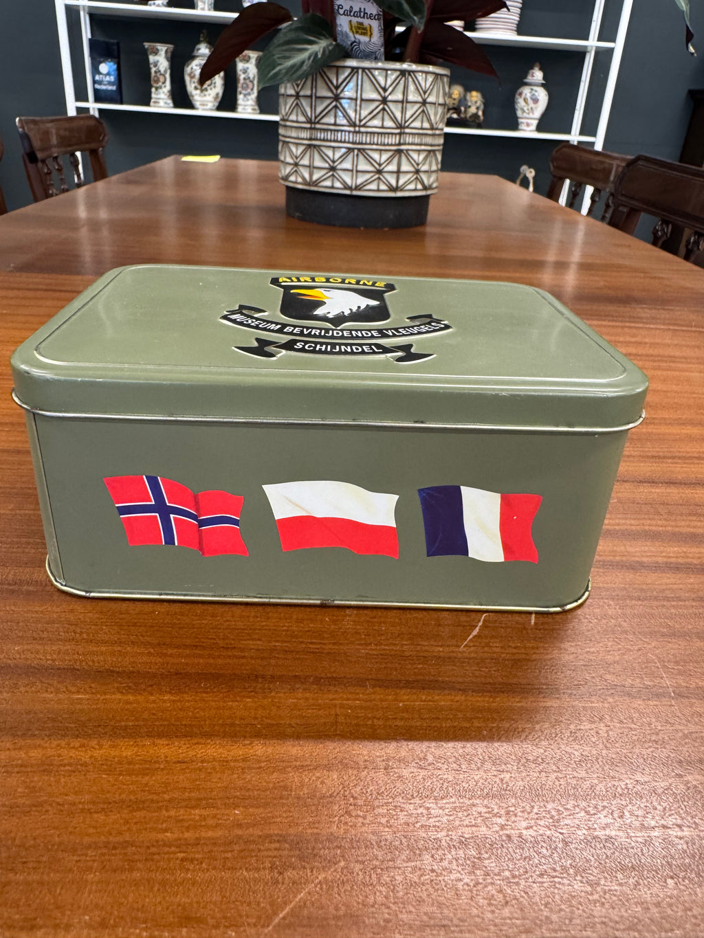 Doosje naaispullen Airborne