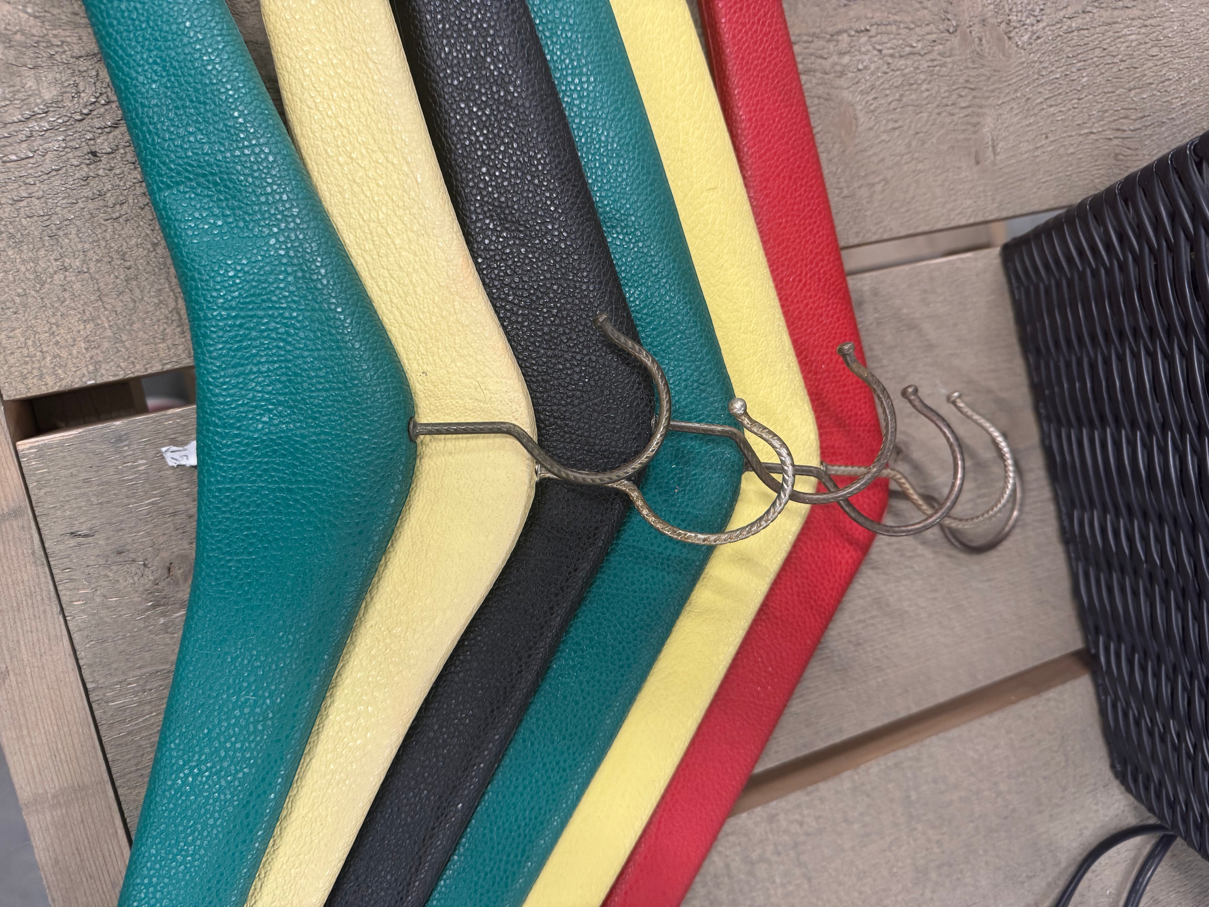 Kleerhangers retro set