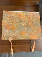 Bewaardoos met gemarmerd papier