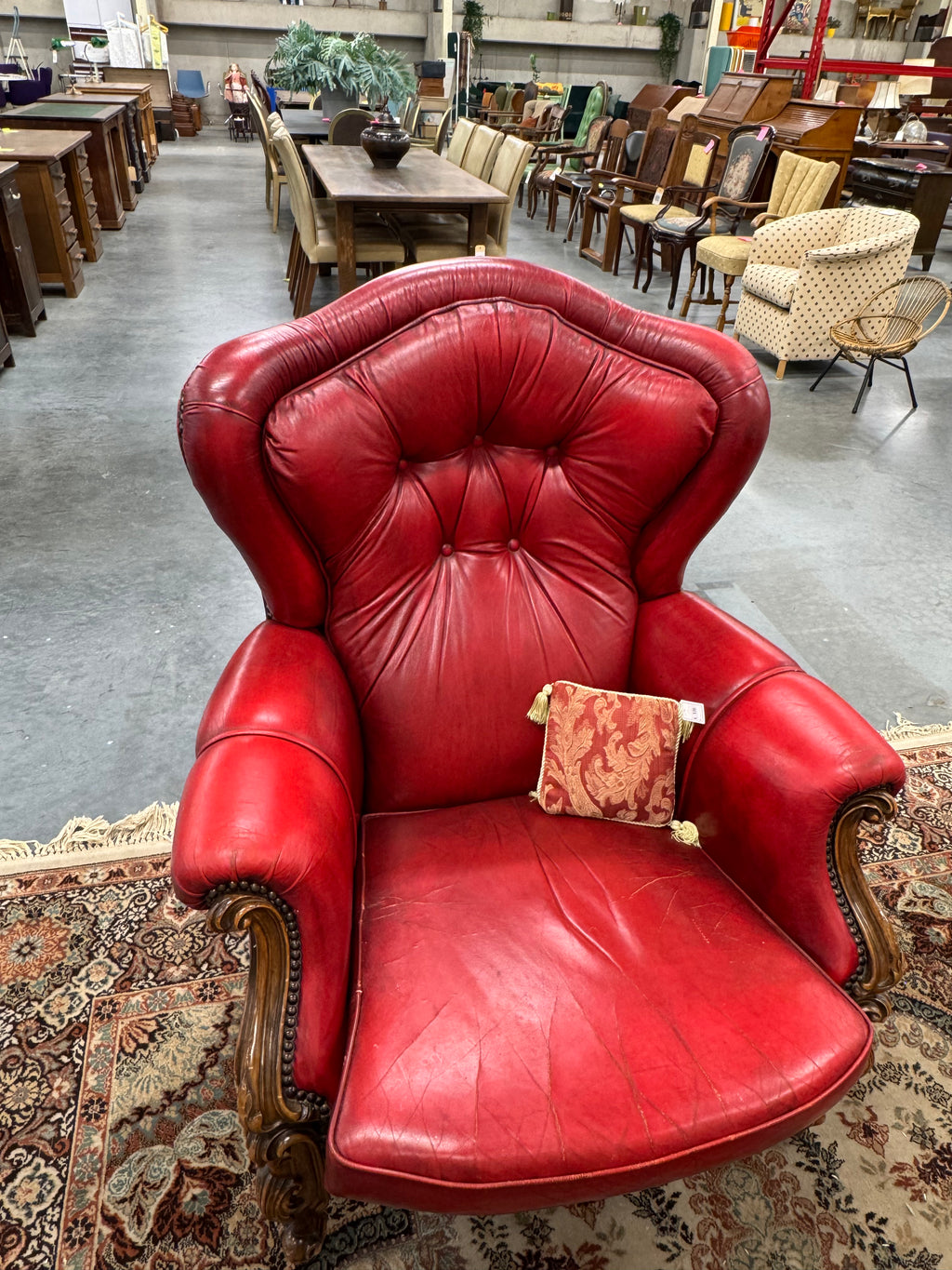 Rode bijzondere set bank en stoelen