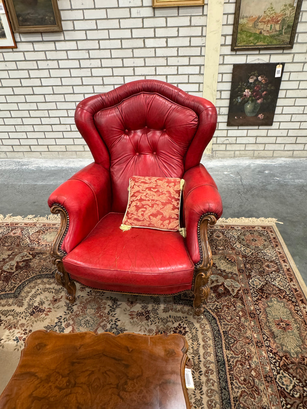 Rode bijzondere set bank en stoelen