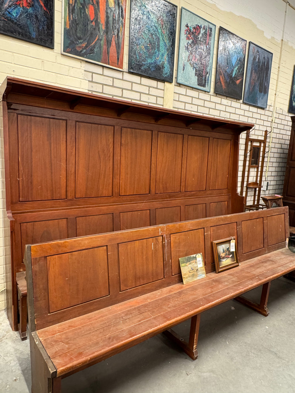 Unieke kerkbanken set