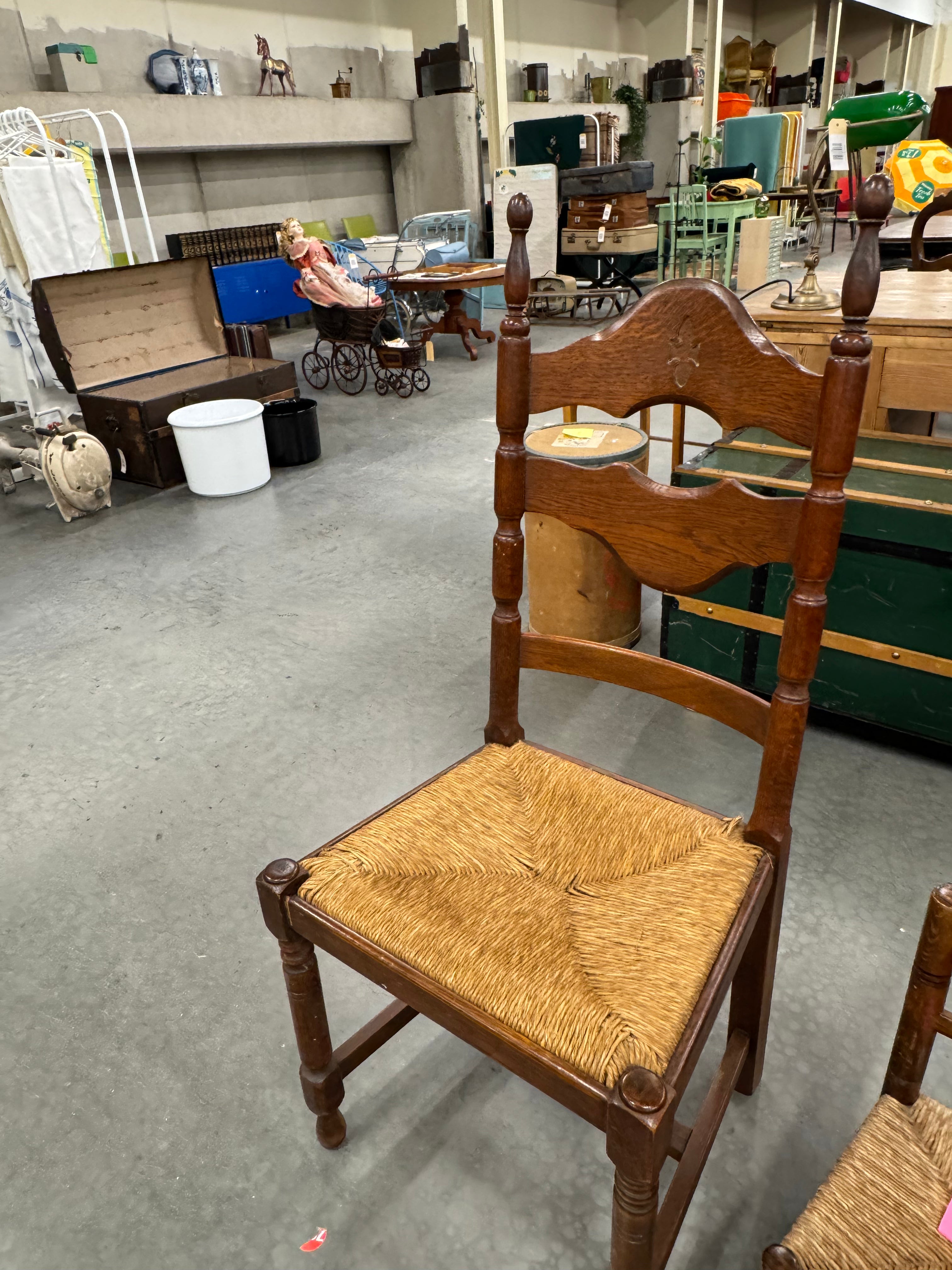 Stoel bekleed met riet