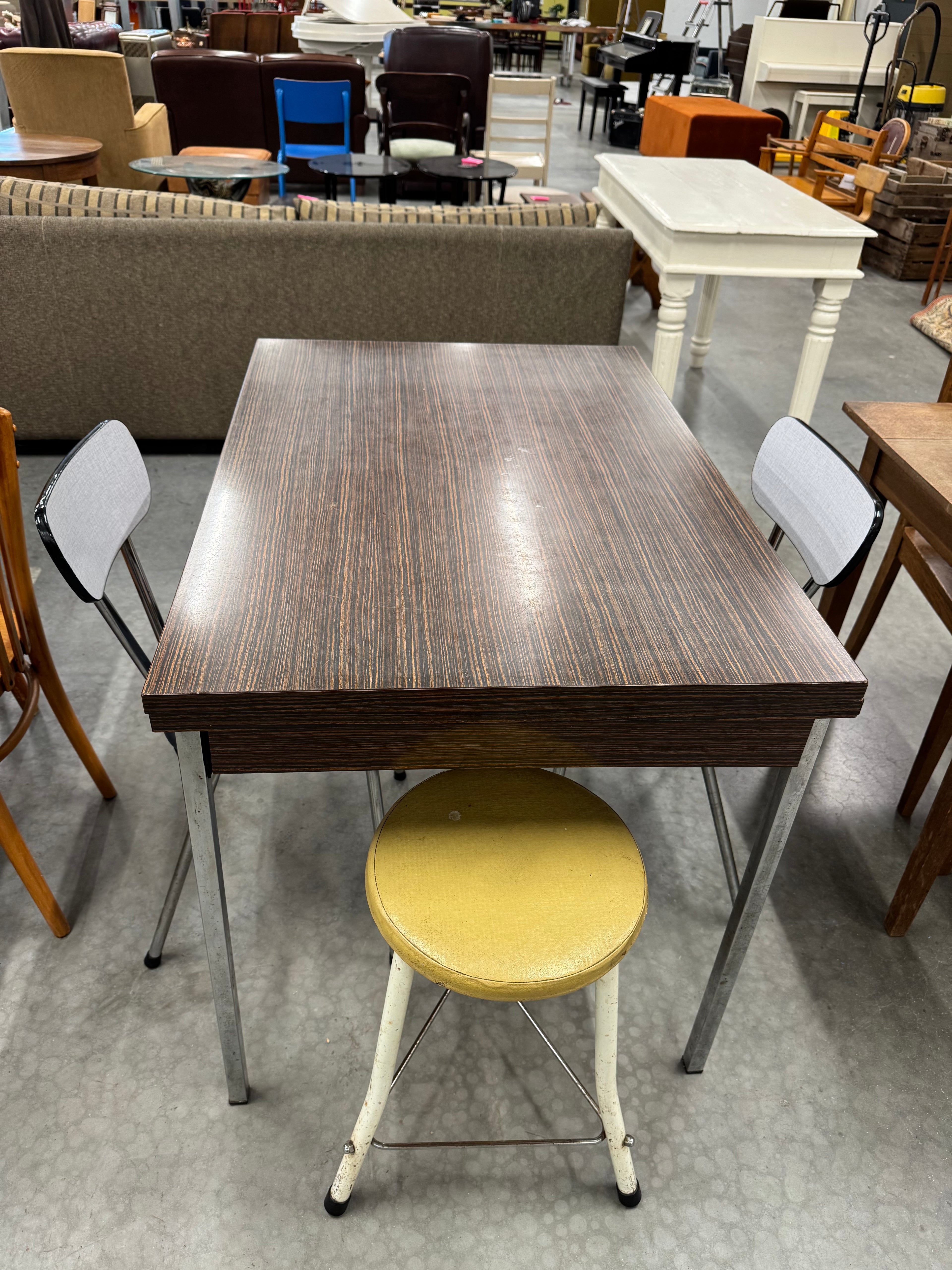Retro formica eettafel setje met 2 stoeltjes