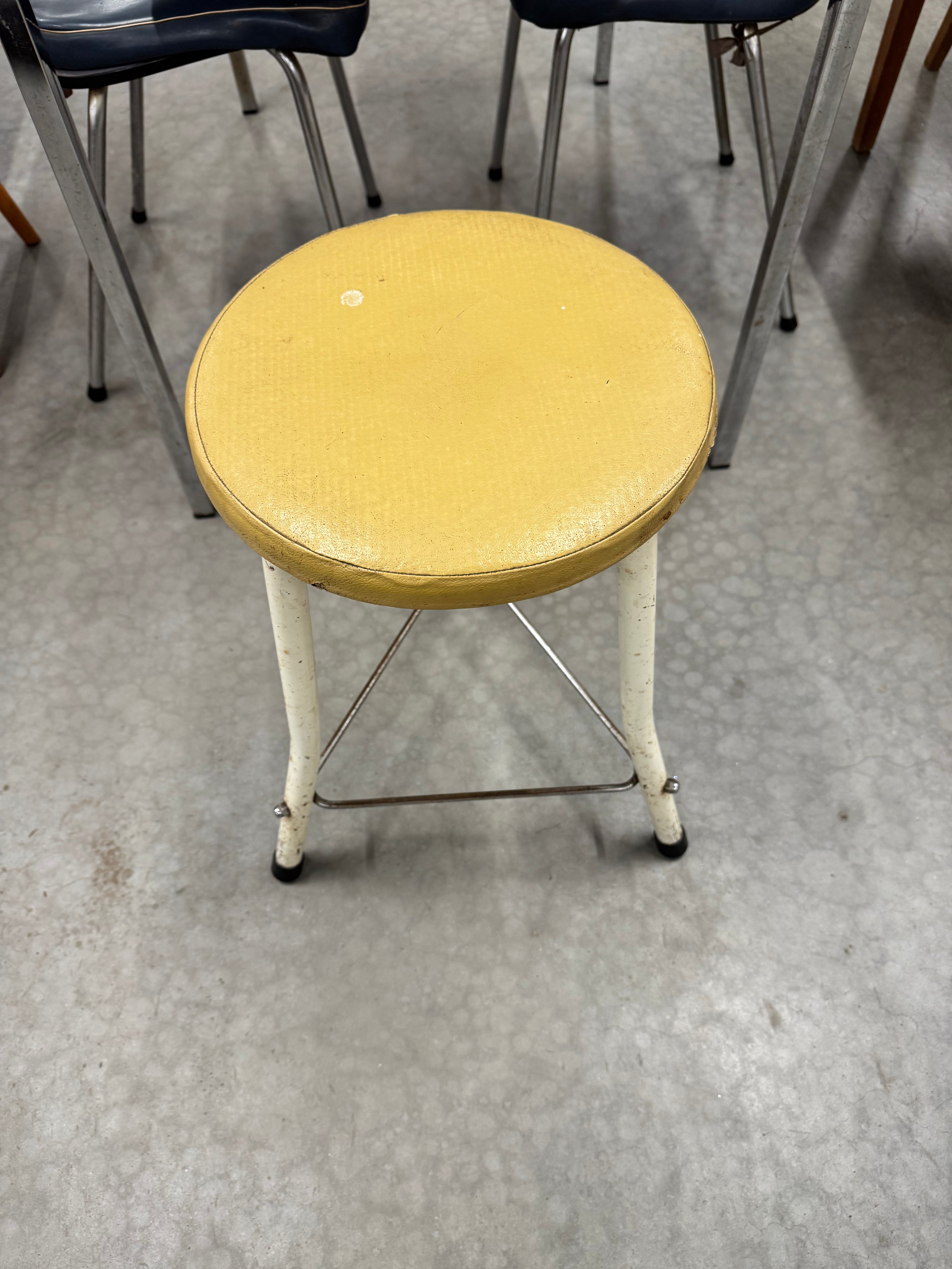 Retro formica eettafel setje met 2 stoeltjes