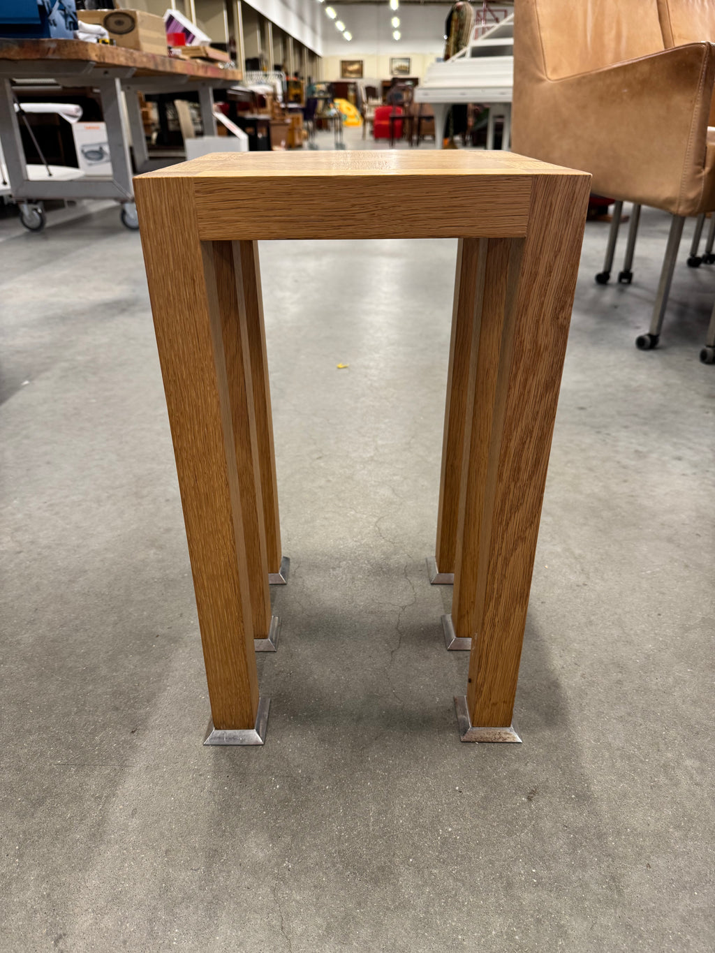 Bijzettafel met 6 pootjes