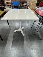 Tafel marmer en gietijzer