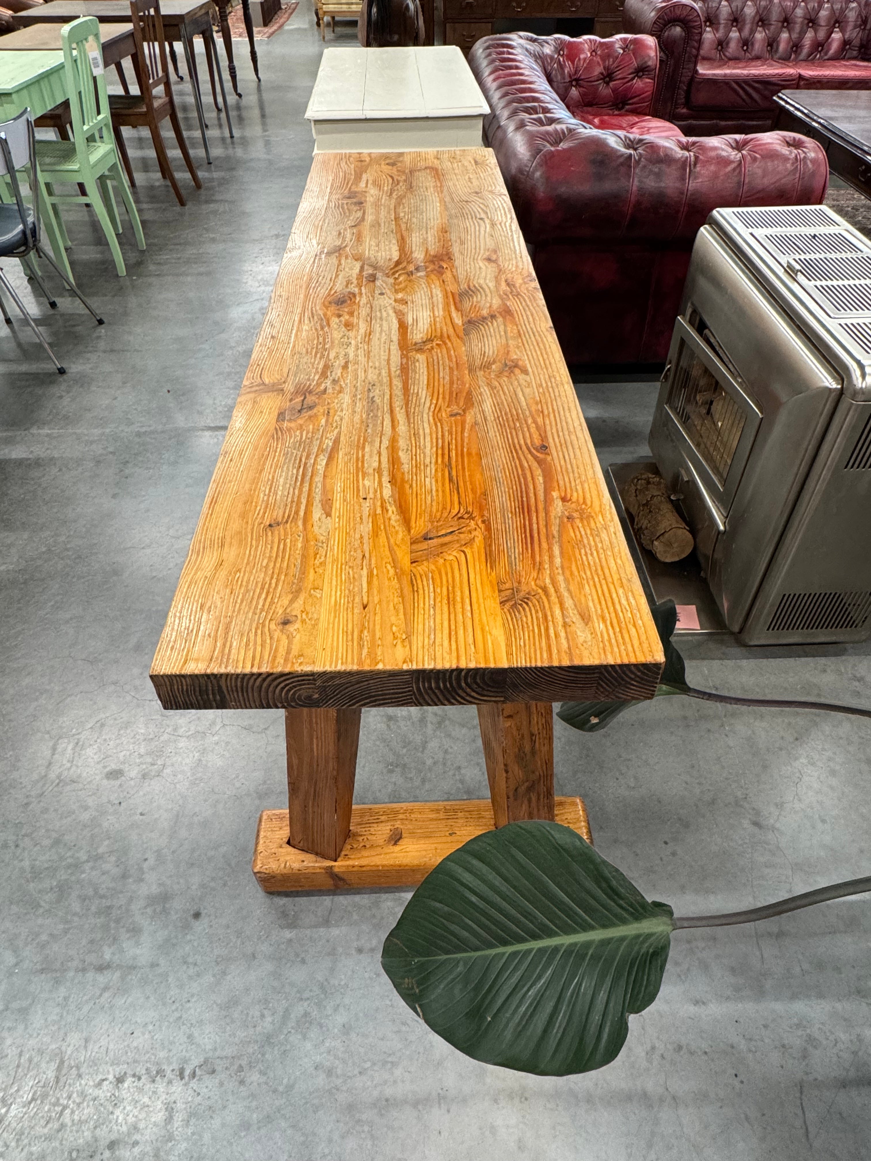 Robuuste hoge tafel smal blad