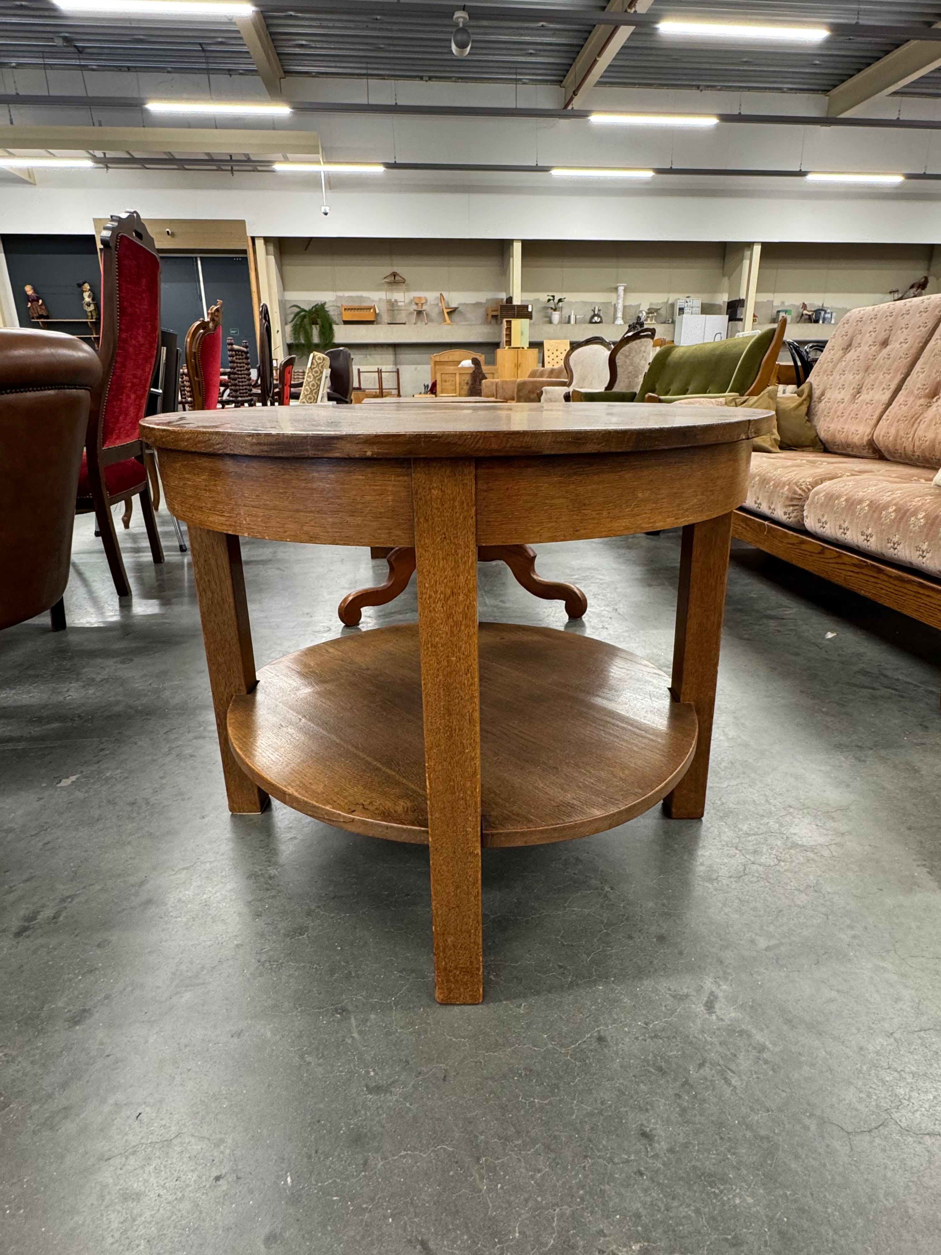 Ronde bijzettafel