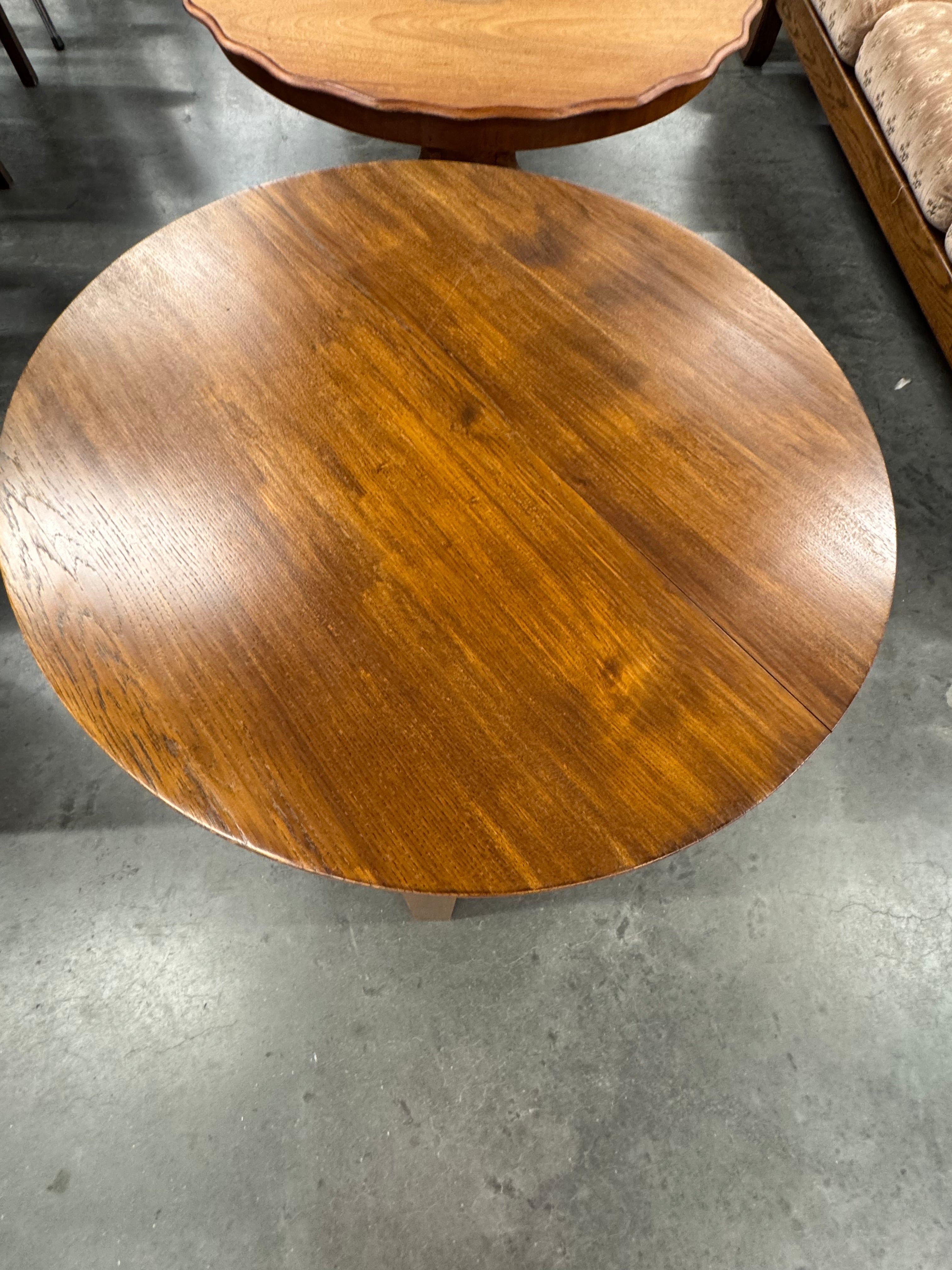 Ronde bijzettafel