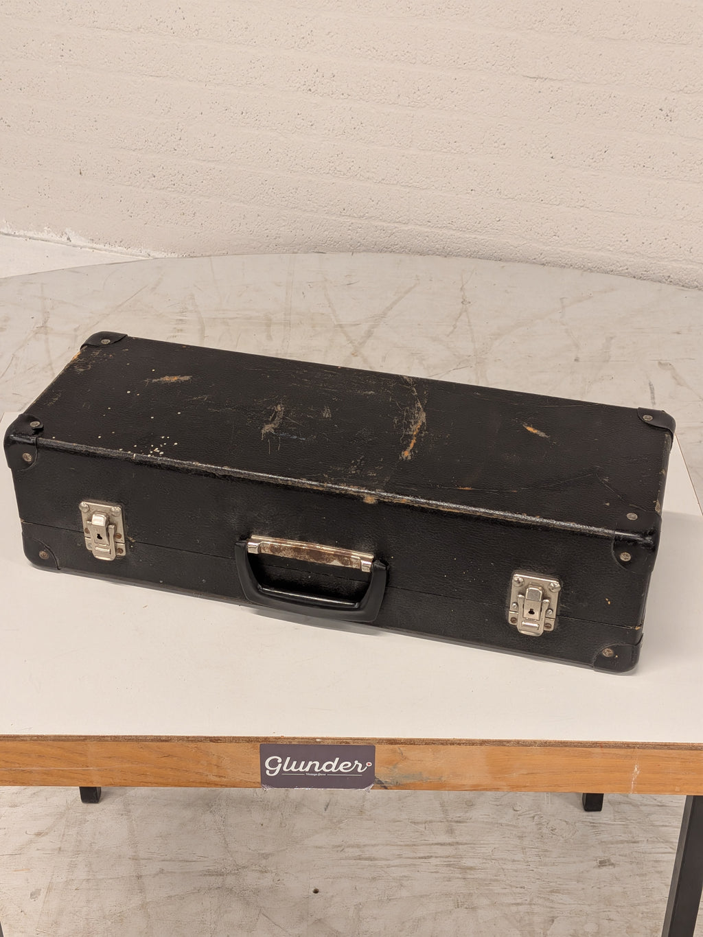 Vintage Bes-trompet, Tsjechoslowakije, in koffer