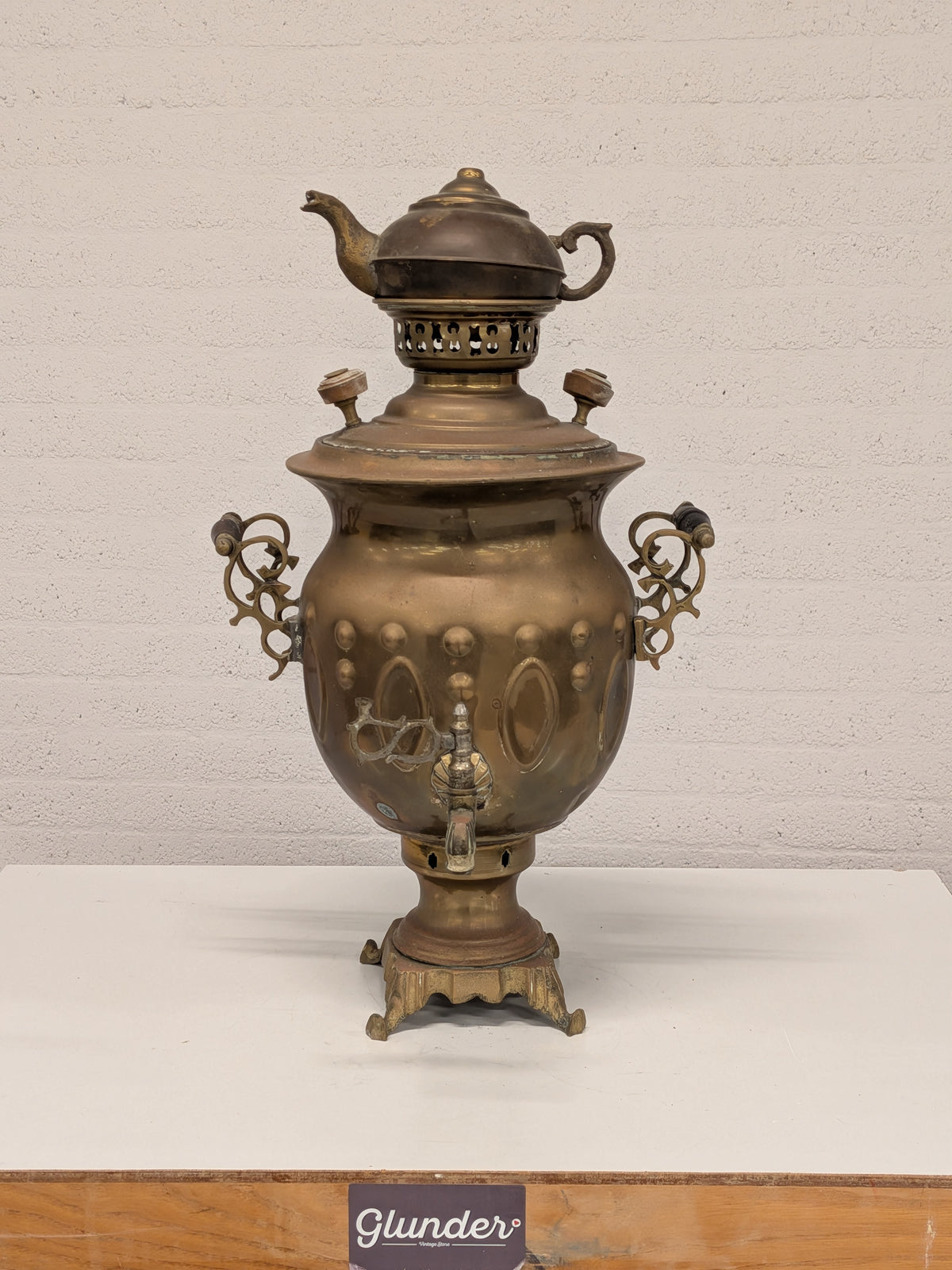 Messing samovar met theepotje