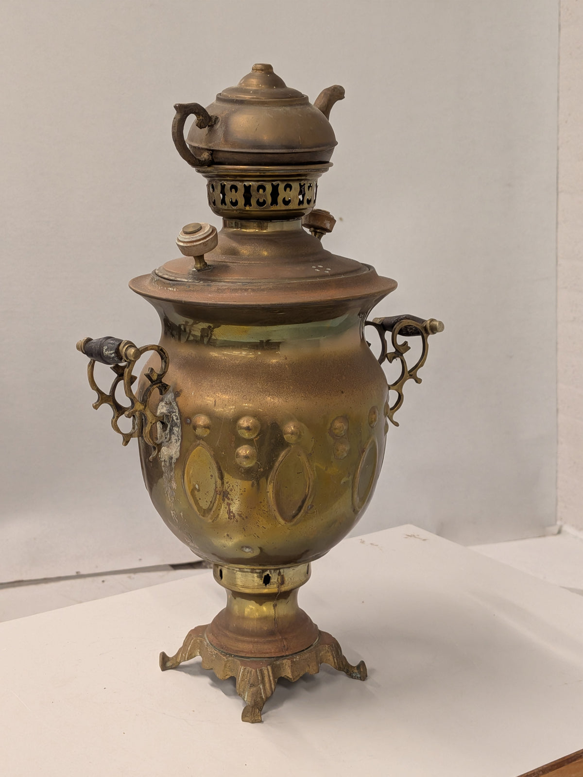 Messing samovar met theepotje