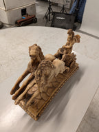 Beeld Romeinse strijdwagen met paarden