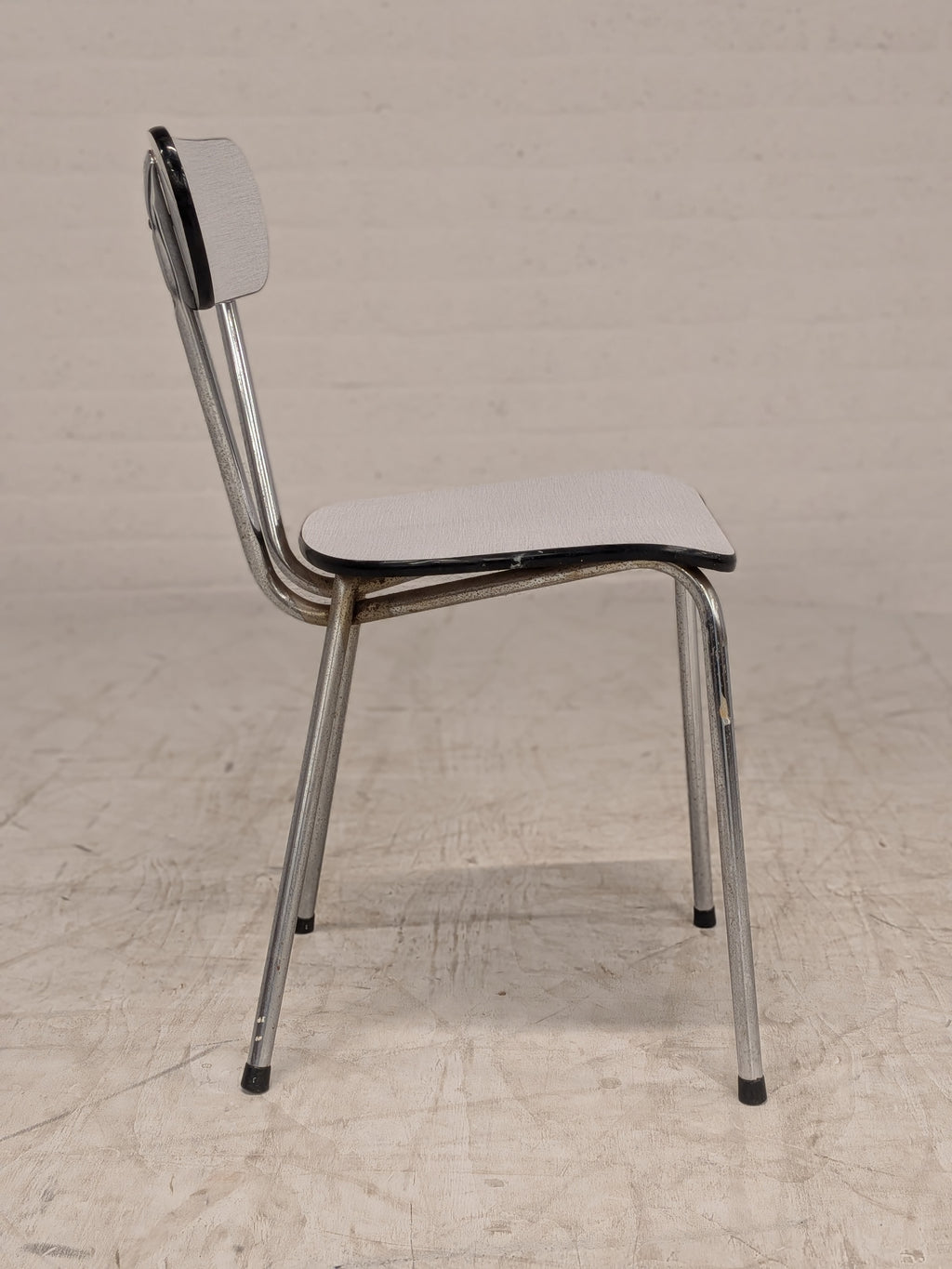 Formica keukenstoel grijs