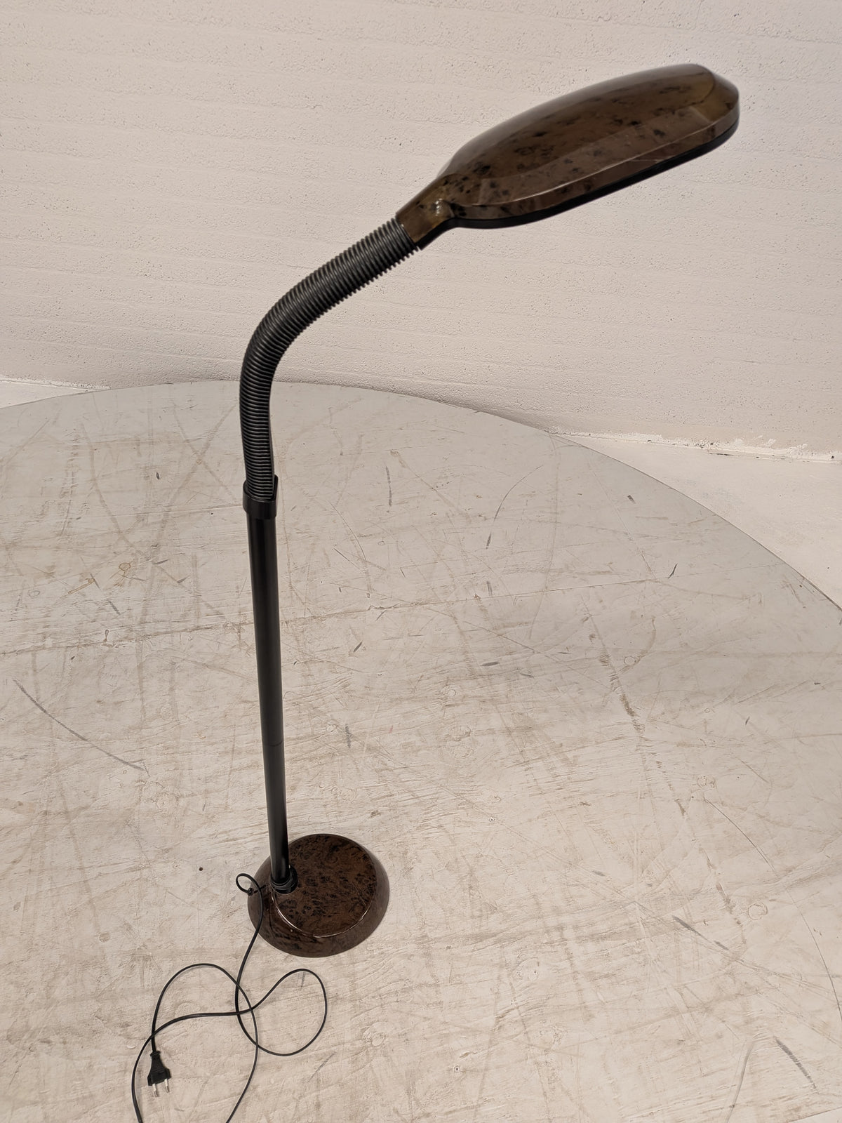 Vintage leeslamp wortelnootlook