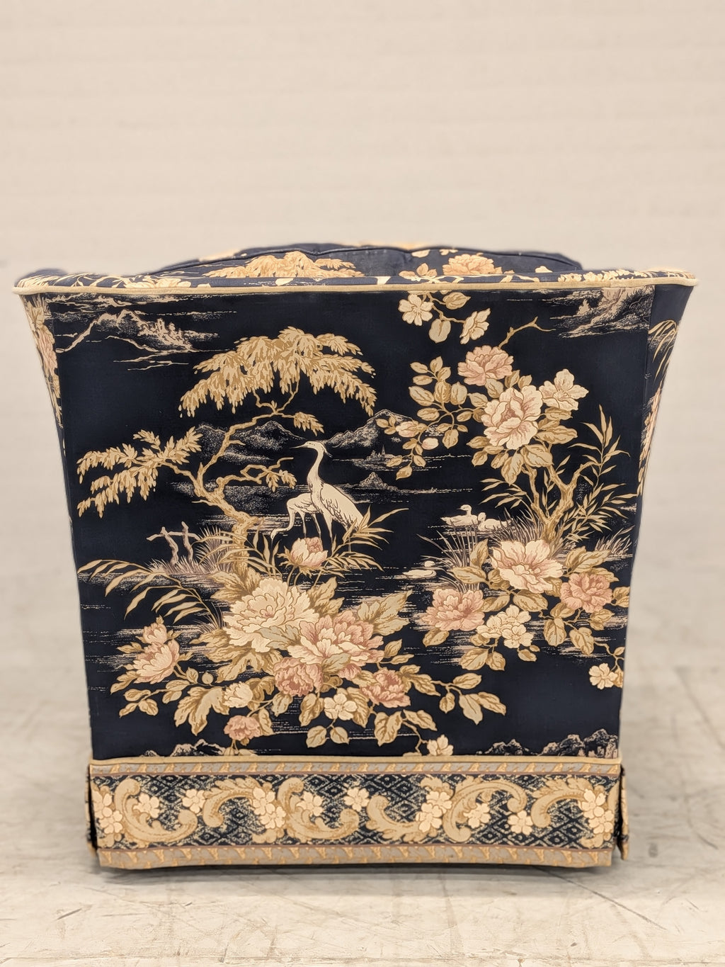 Fauteuil bloemenstof donkerblauw