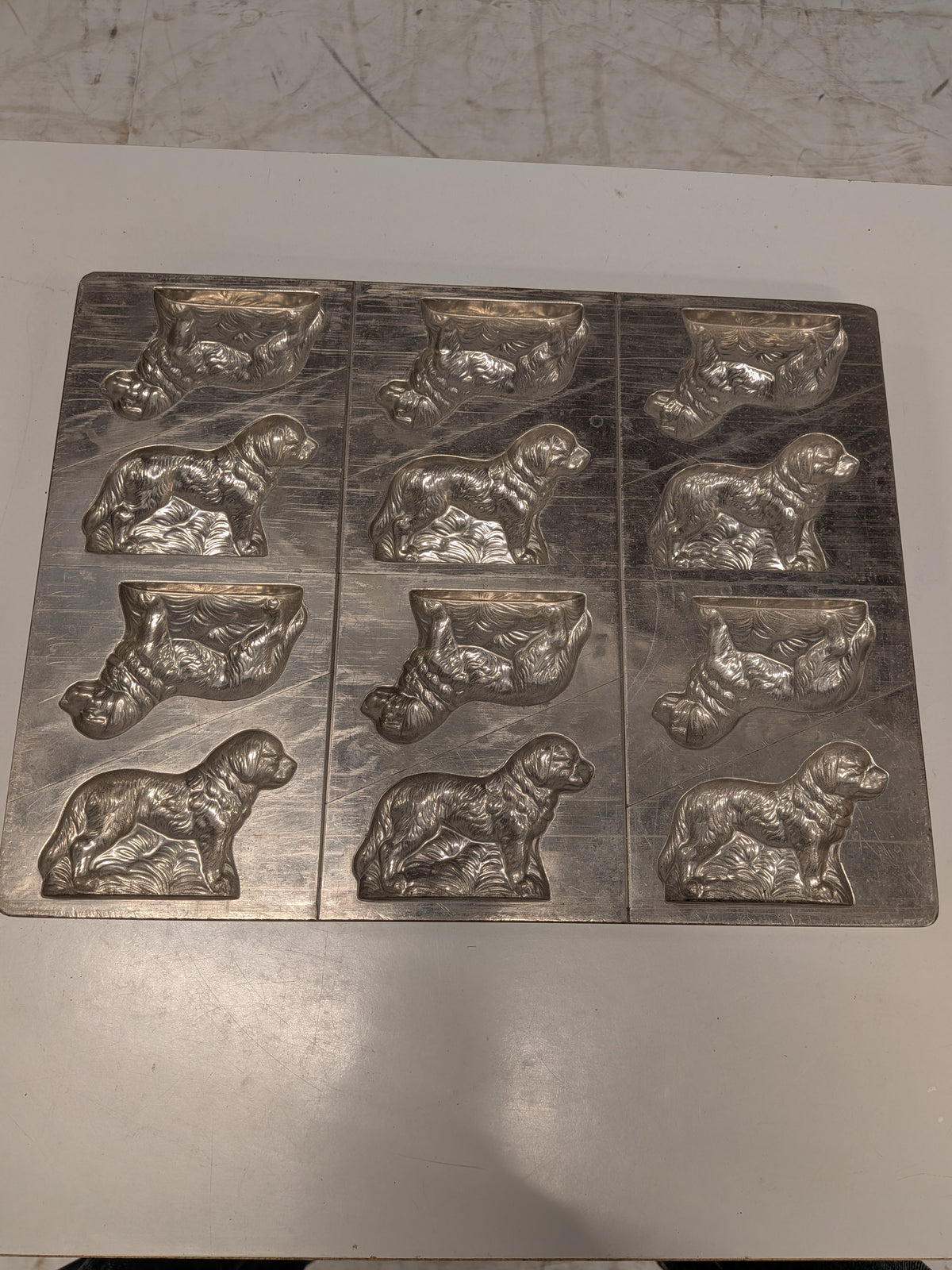 Metalen chocoladevorm honden