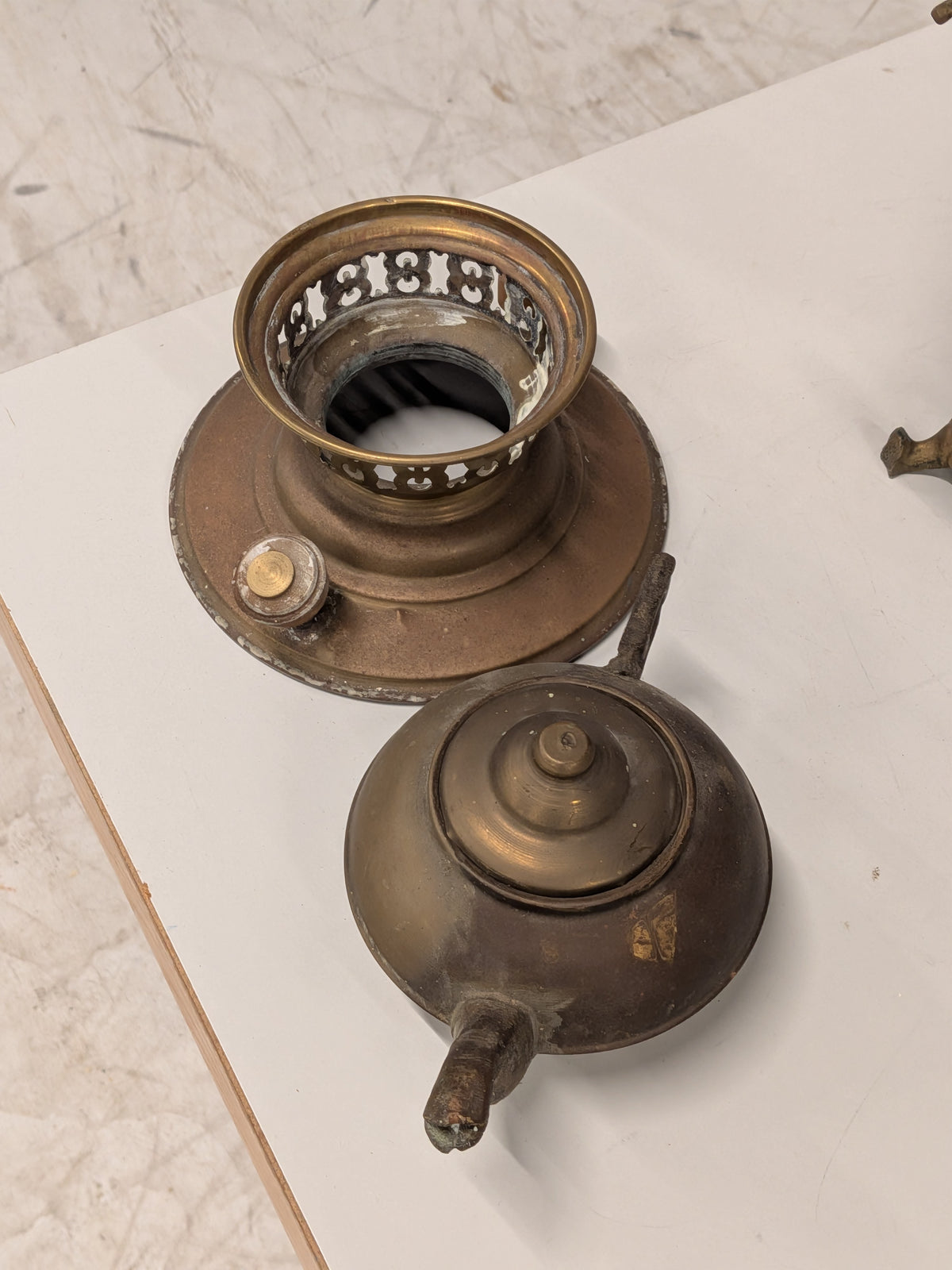 Messing samovar met theepotje
