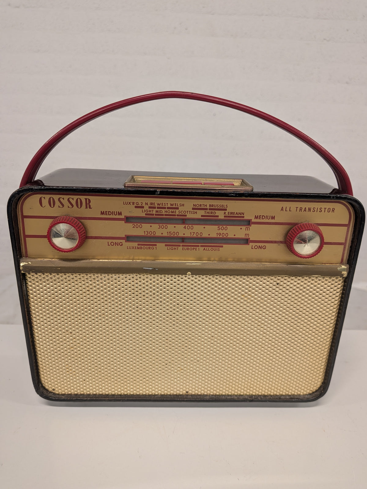 Cossor transistorradio voorzijde