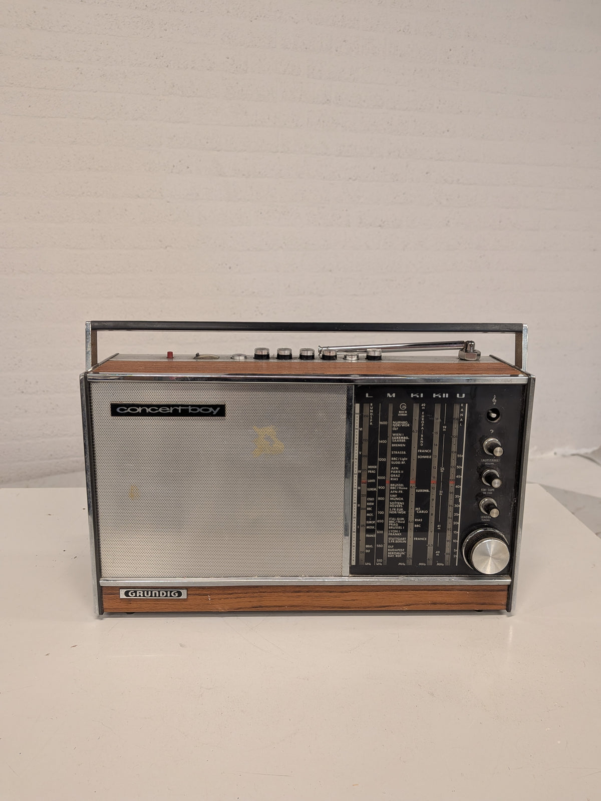 Grundig Concertboy radio