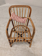 Rotan kinderstoeltje