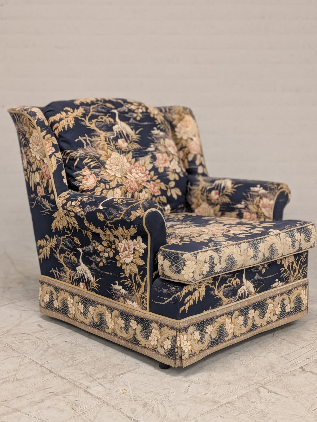 Fauteuil bloemenstof donkerblauw