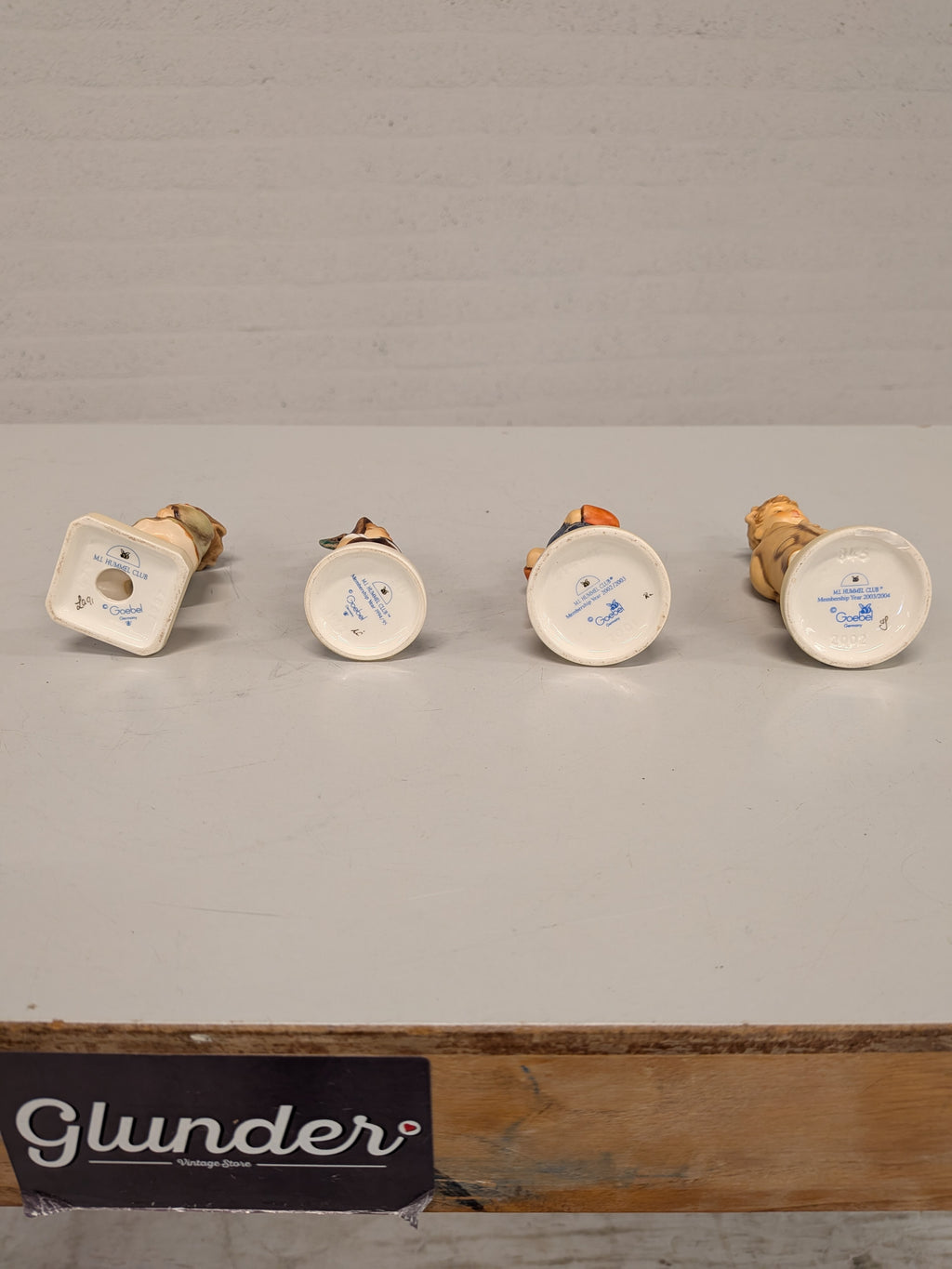 Set van 4 Goebel Hummel-beeldjes (beschadigd)