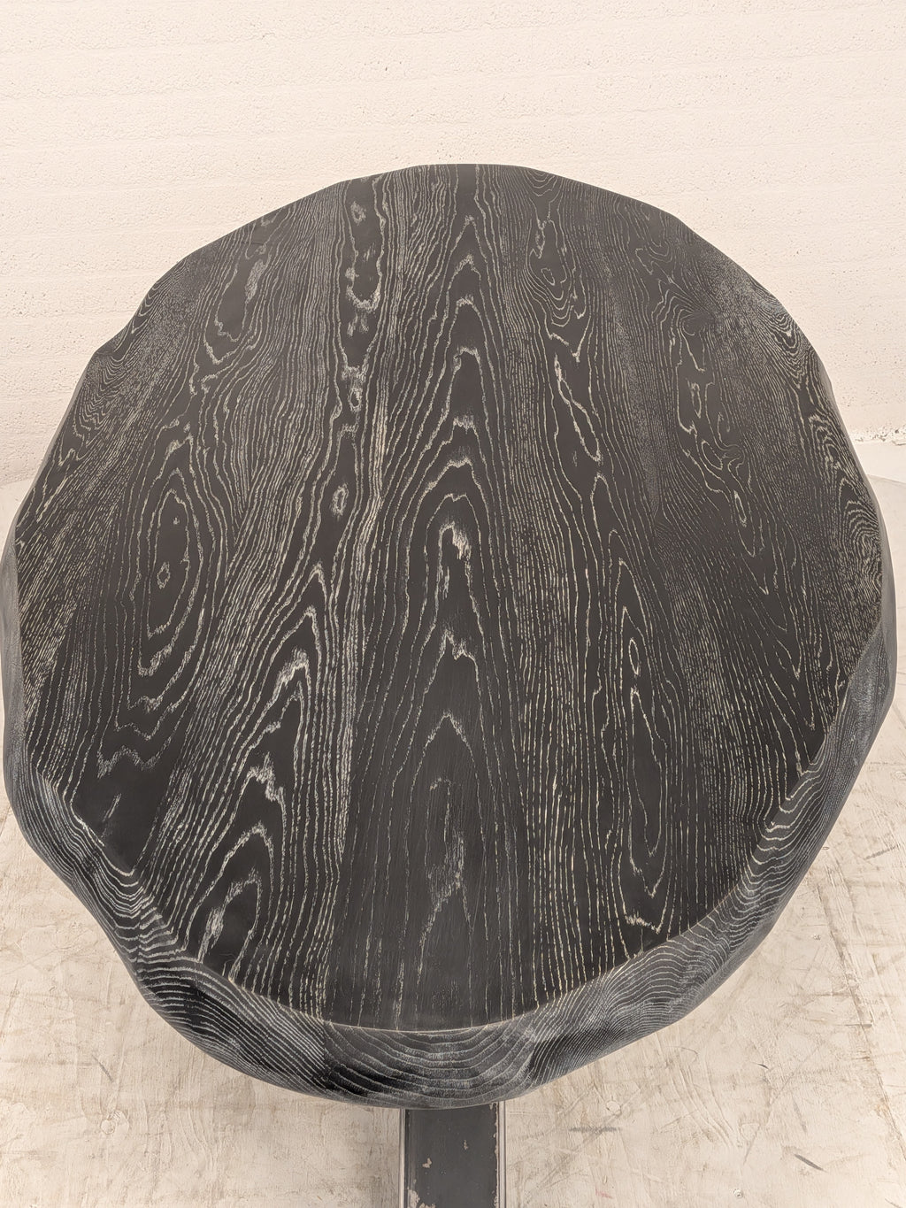 Eettafel ovaal met stalen spinpoot