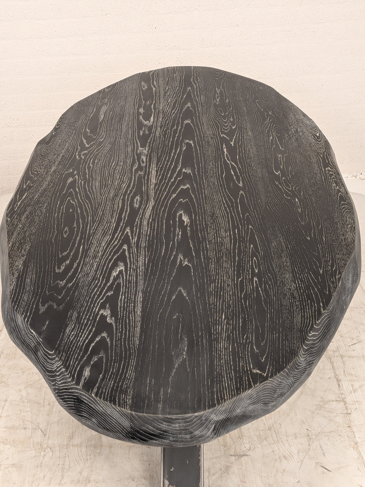 Eettafel ovaal met stalen spinpoot