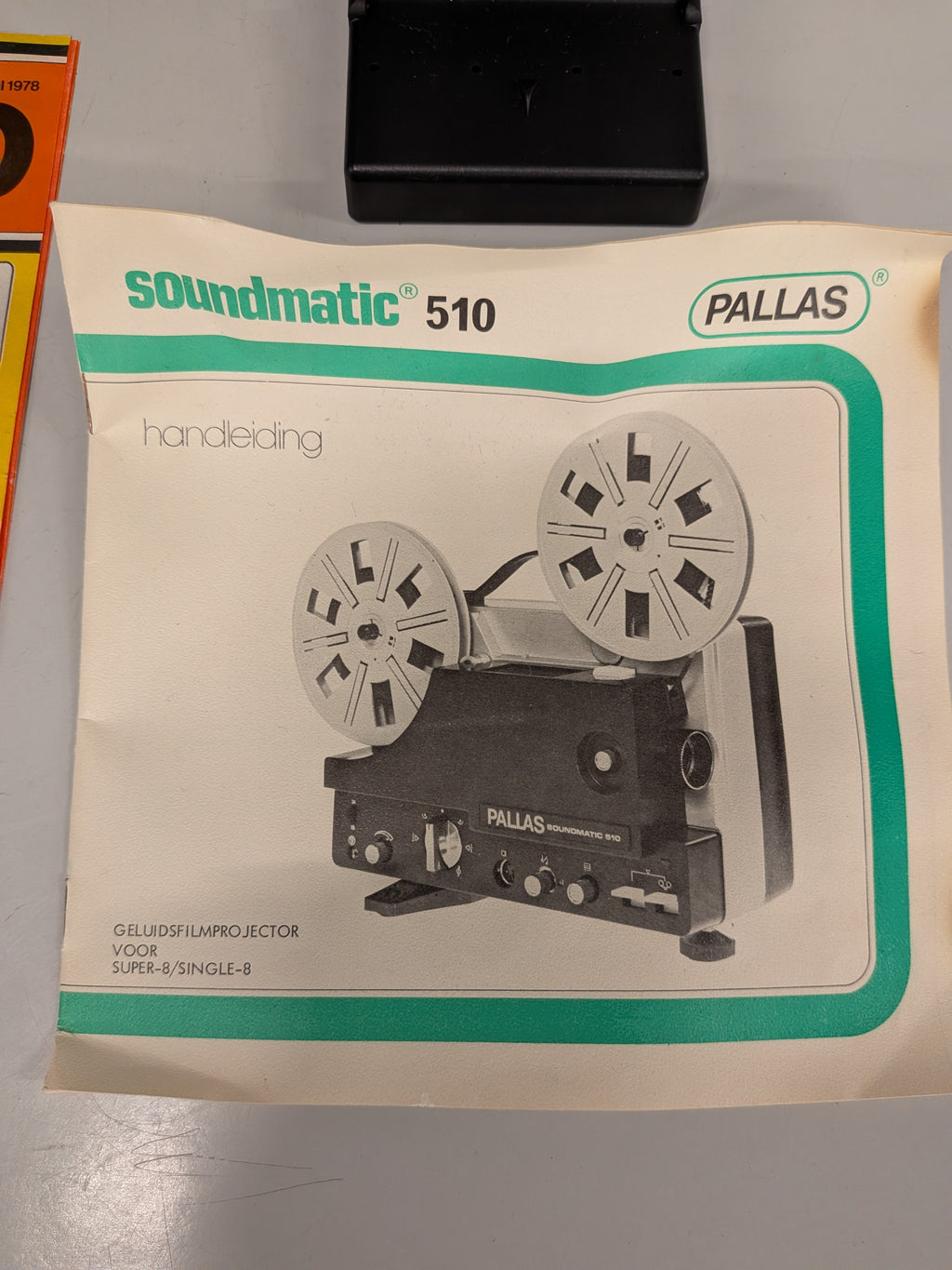 Pallas Soundmatic HS 1200 Super 8 projector in doos