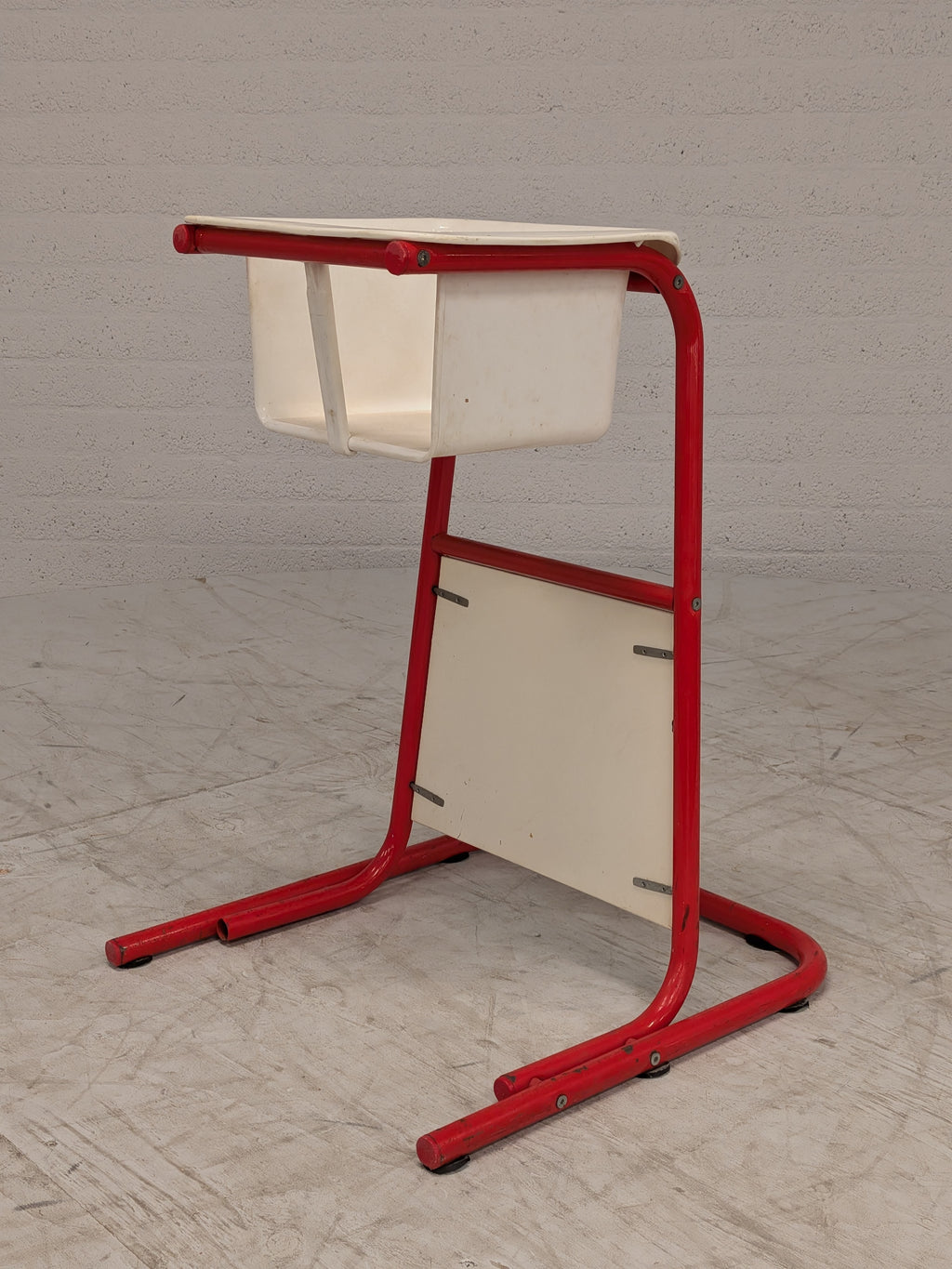 Vintage IKEA kinderstoel, rood buisframe